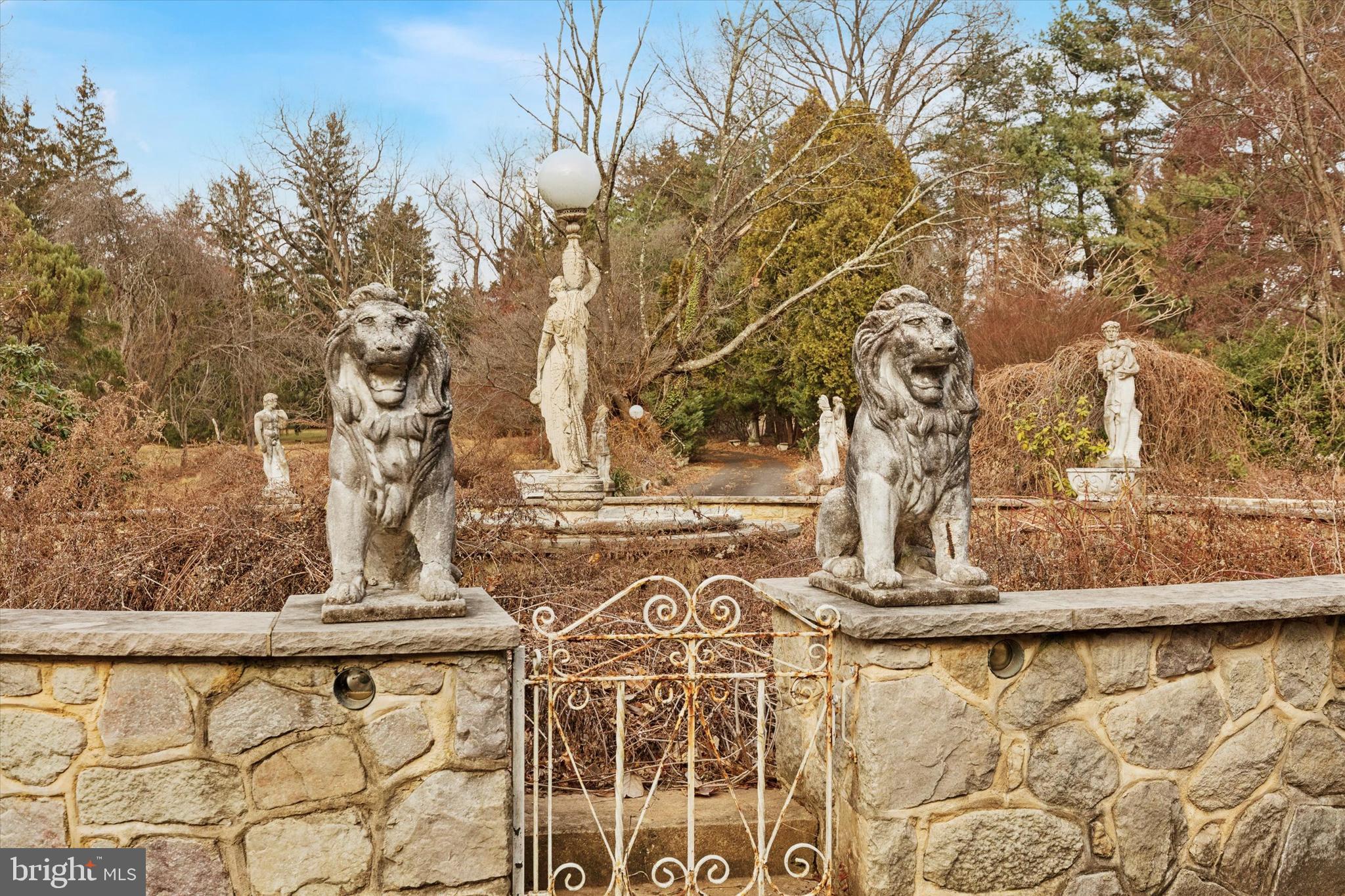 ELKINS PARK - Residential