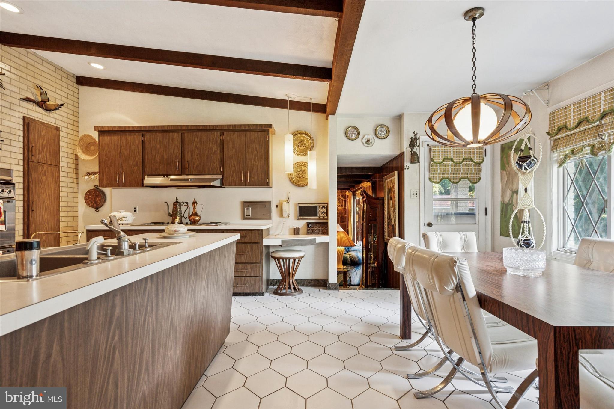 ELKINS PARK - Residential