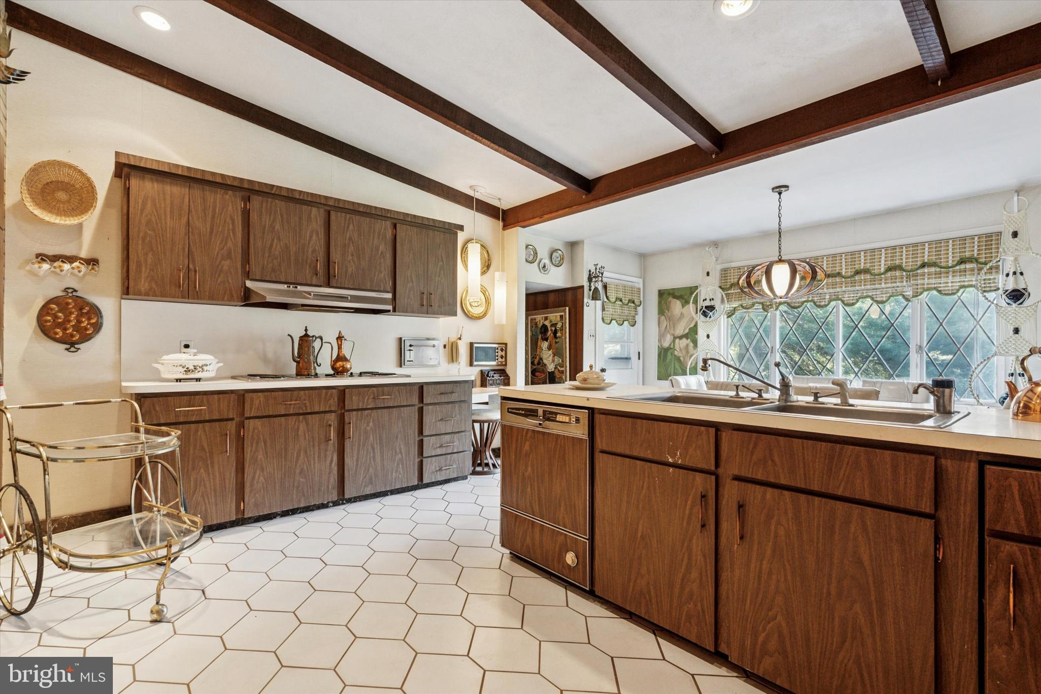 ELKINS PARK - Residential