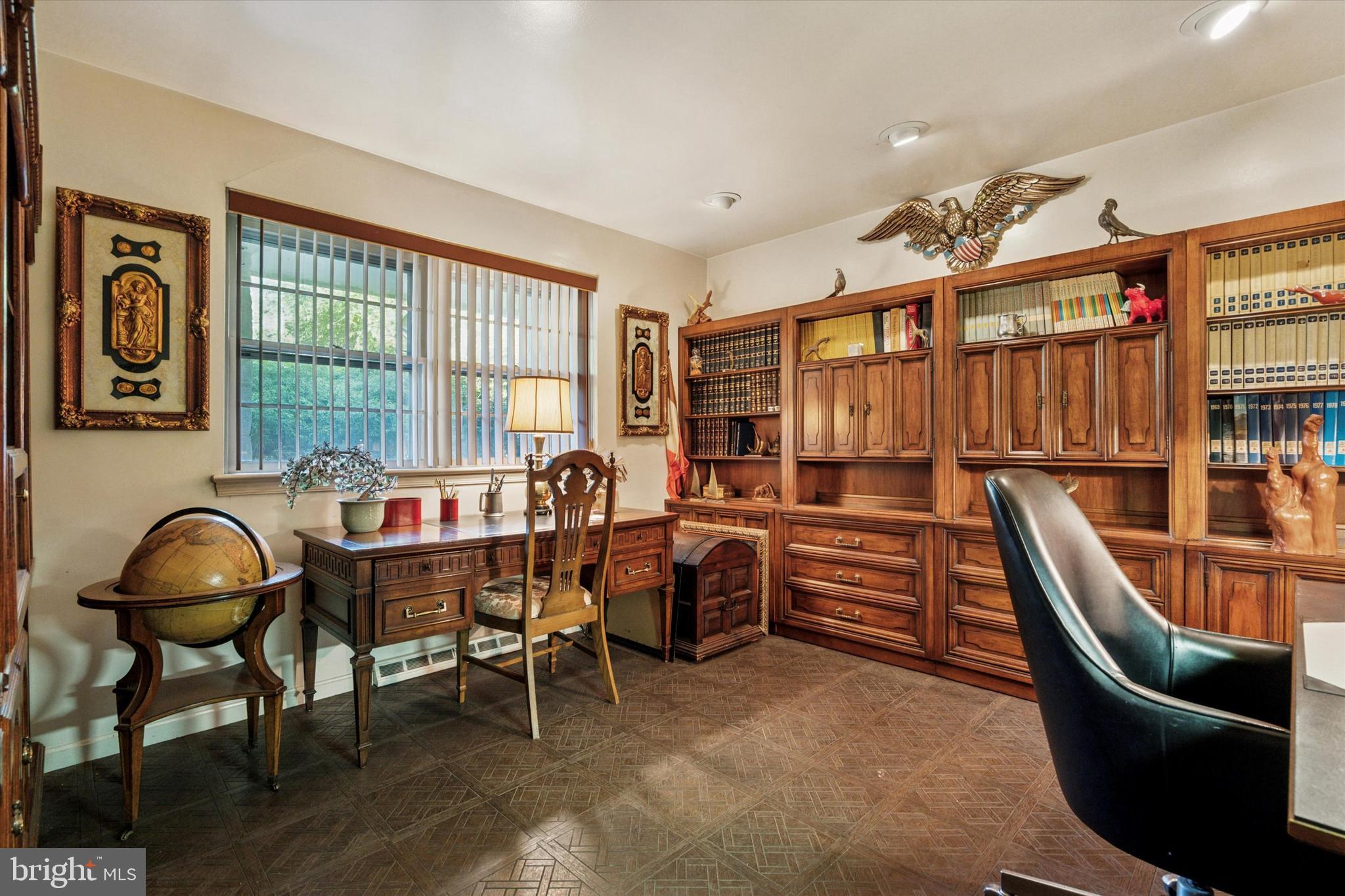 ELKINS PARK - Residential