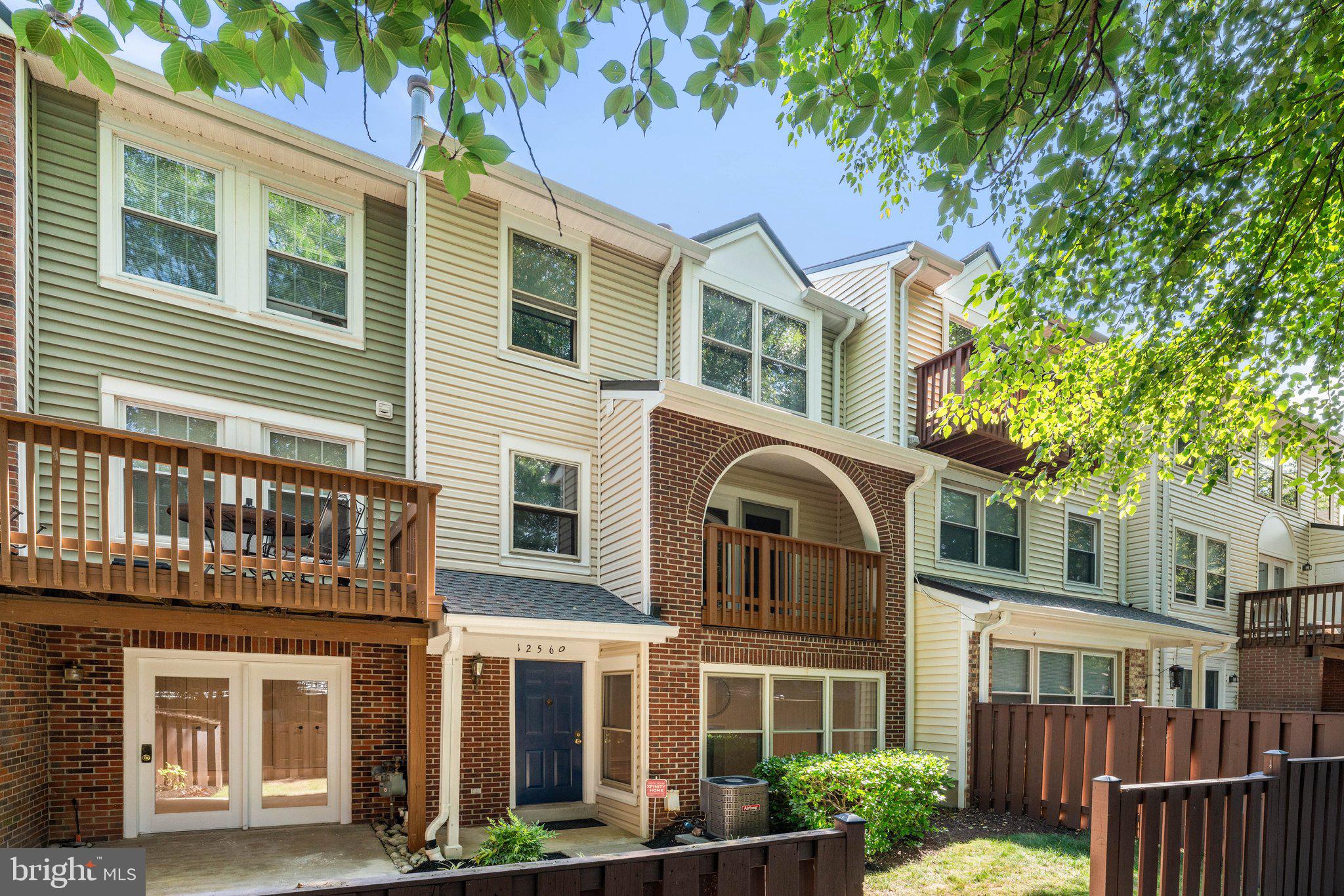 12560 KEMPSTON LANE