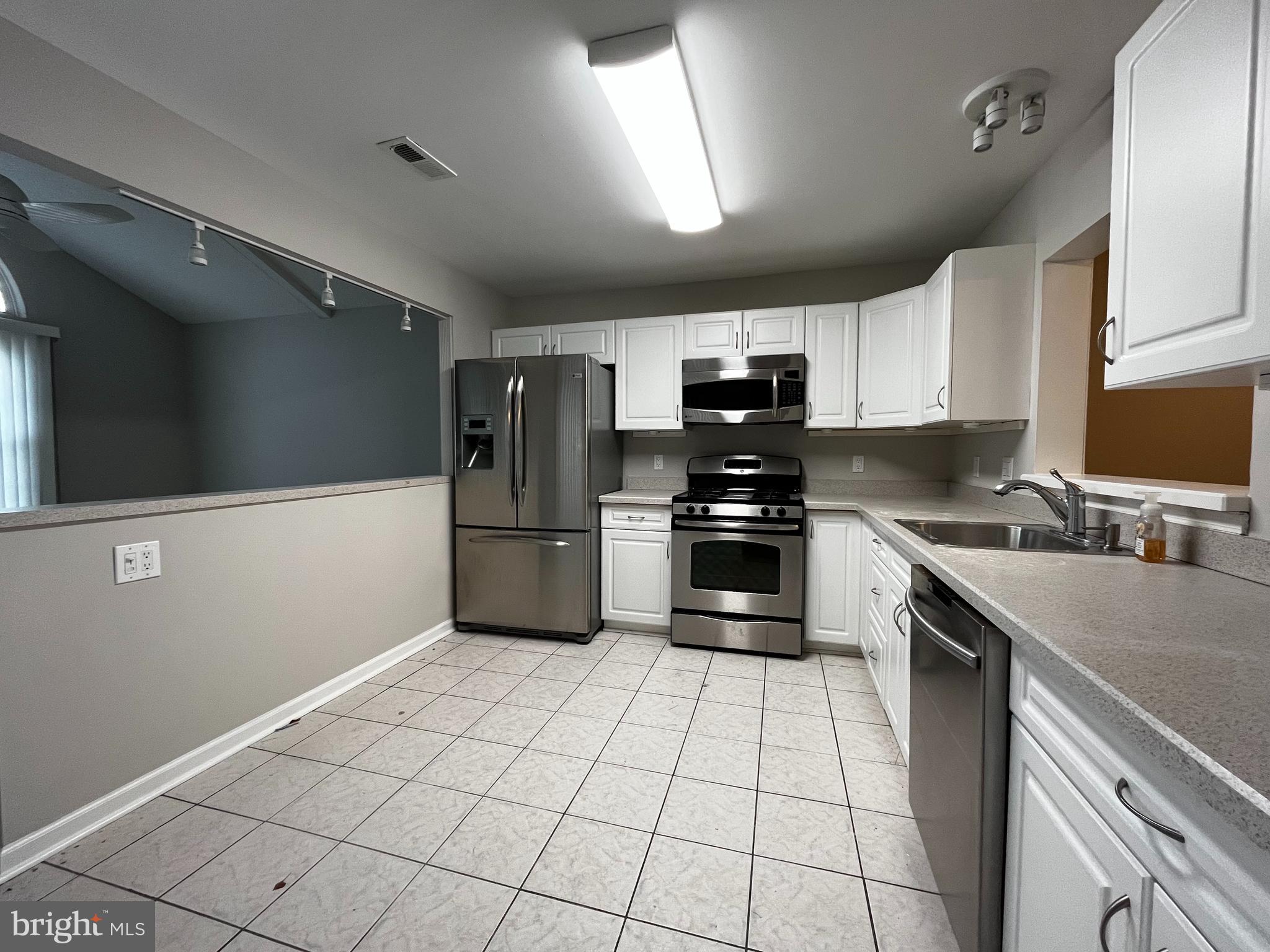 570 CEDAR HOLLOW DRIVE