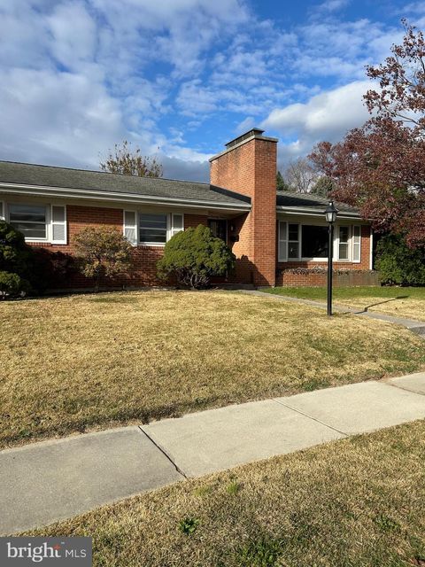 571 BEECH AVENUE HERSHEY PA 17033