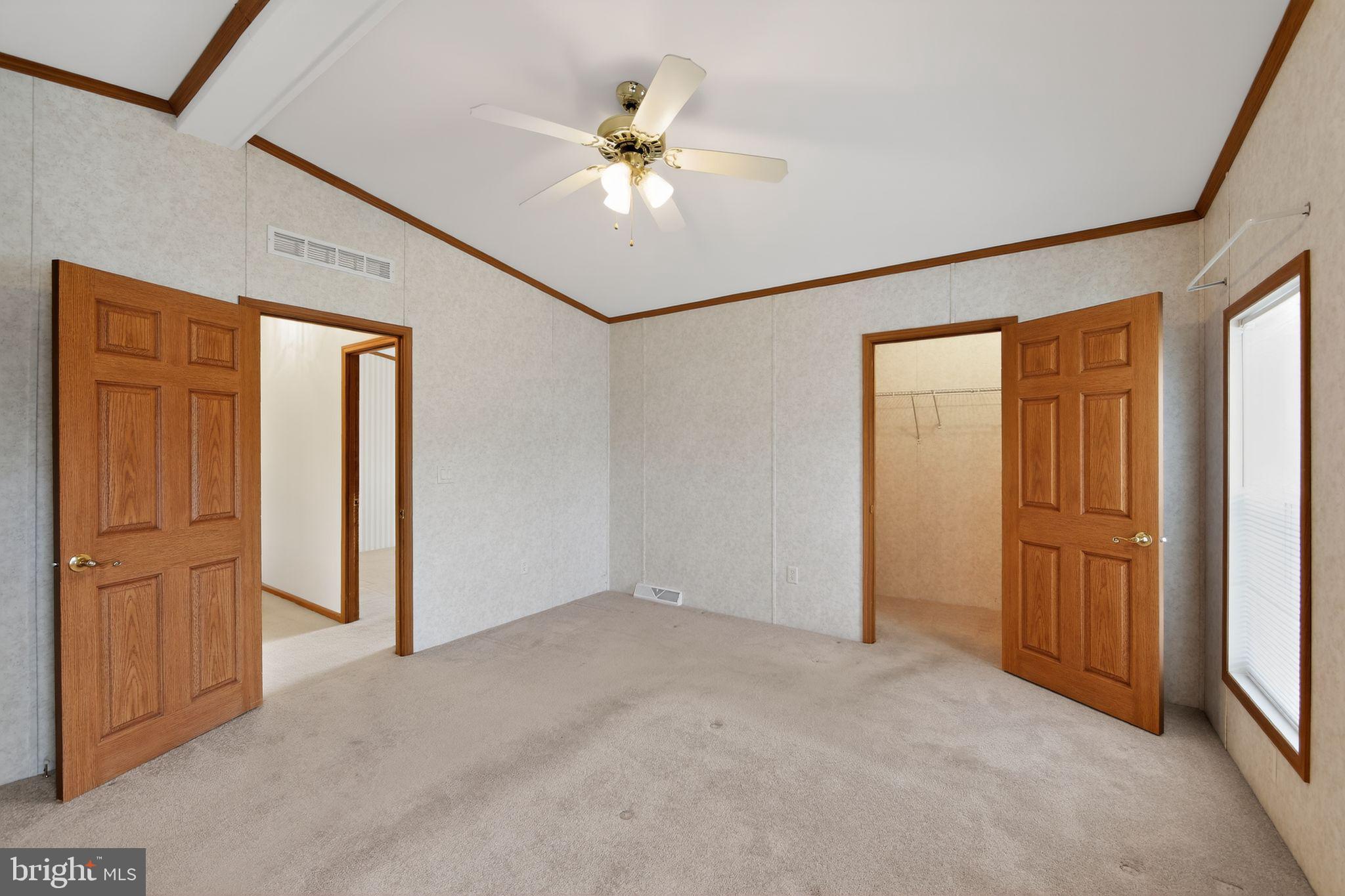 WILLOW RUN - Residential