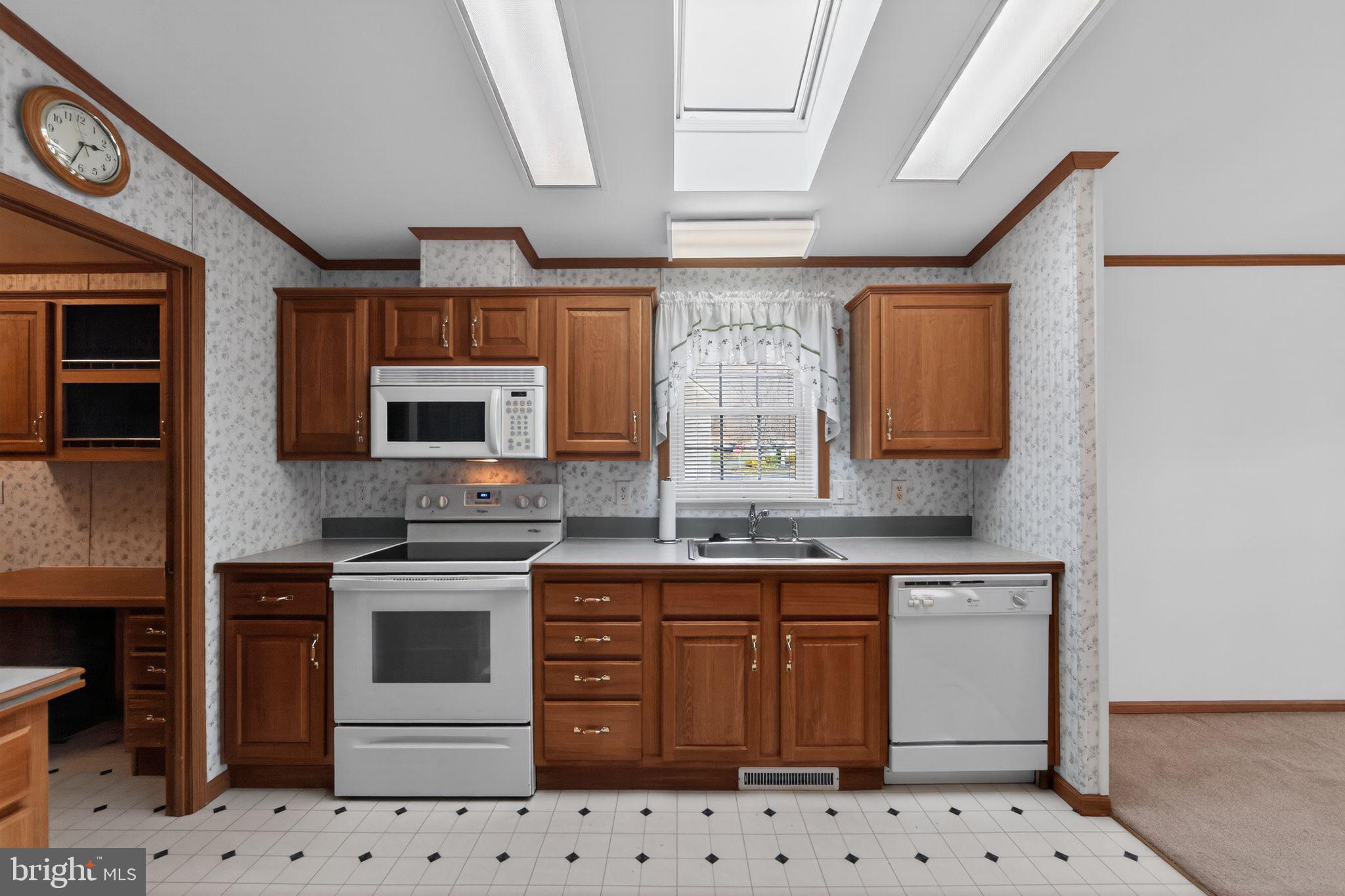 WILLOW RUN - Residential