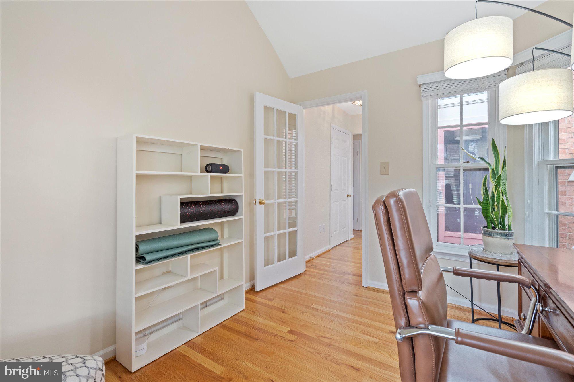 BELLE HAVEN ON THE GREEN - Residential