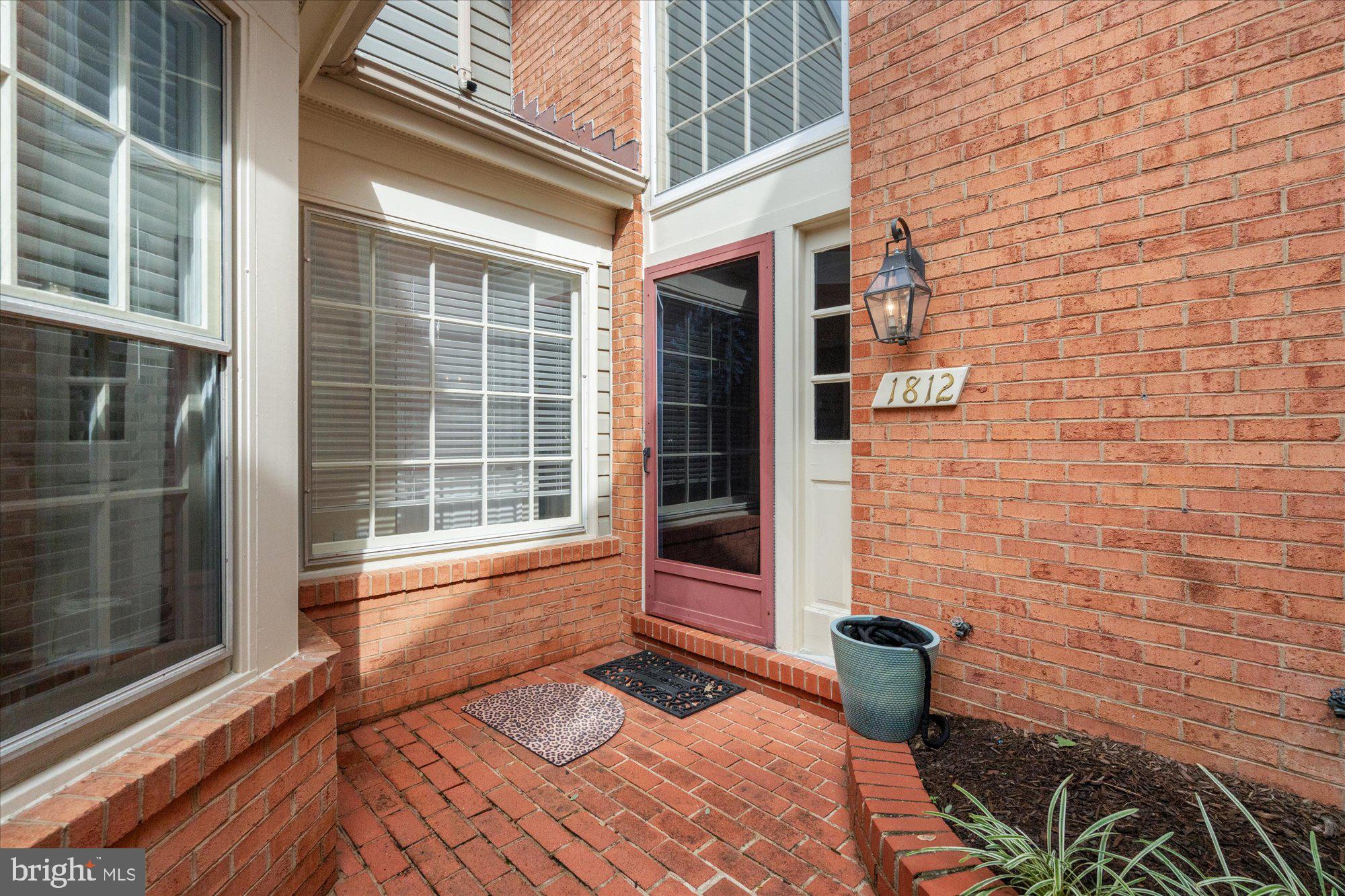 BELLE HAVEN ON THE GREEN - Residential