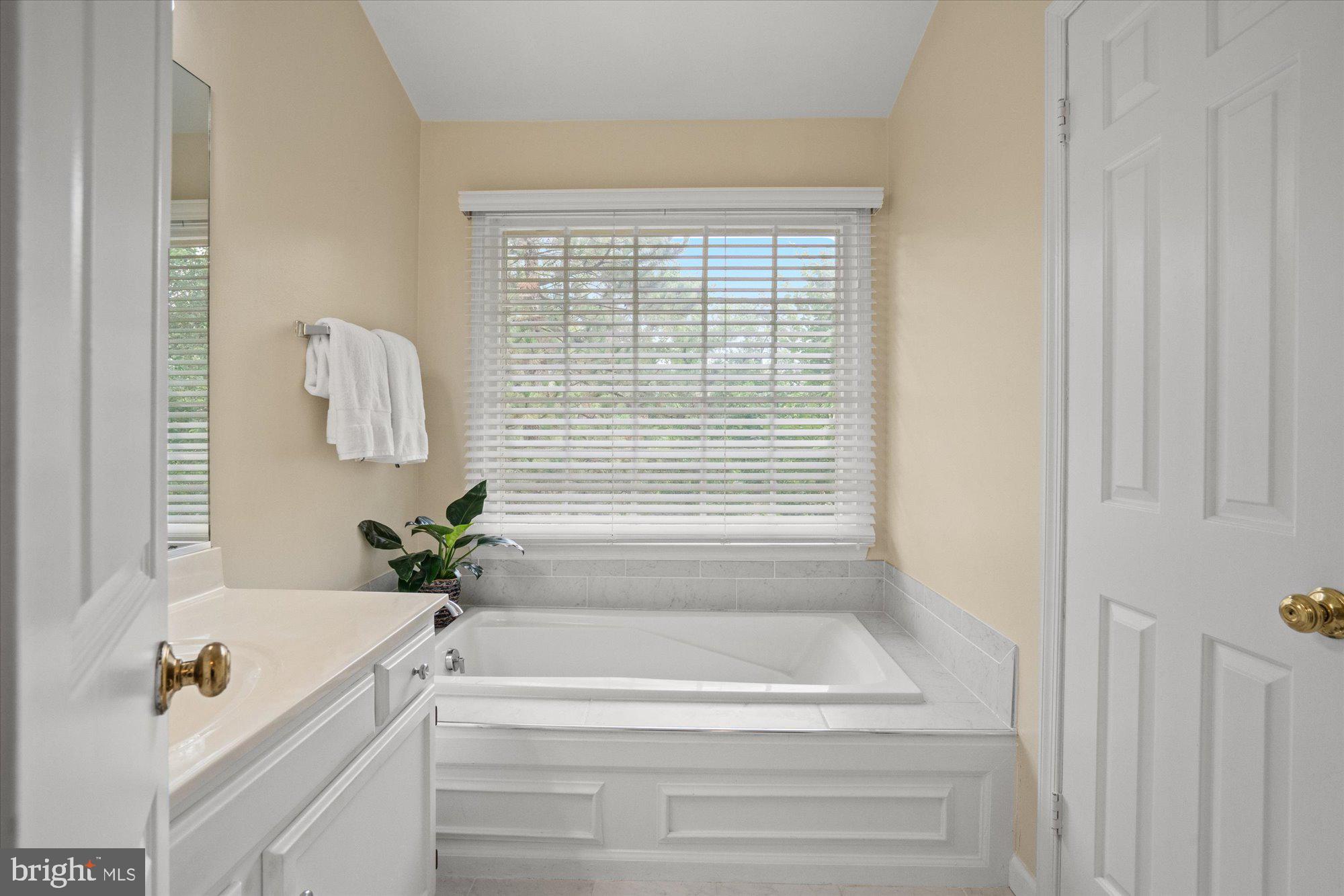 BELLE HAVEN ON THE GREEN - Residential