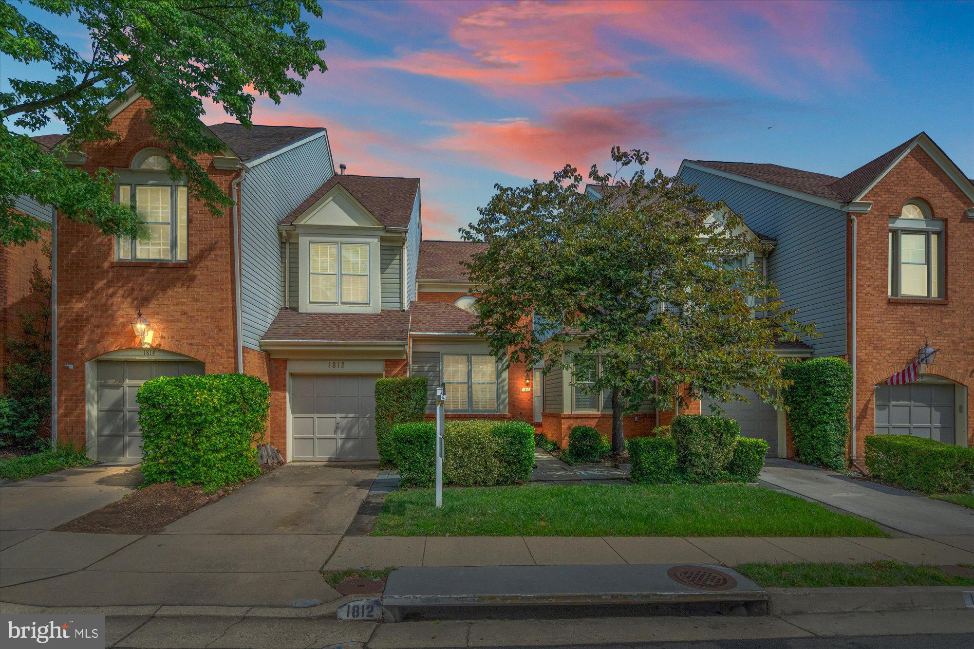 BELLE HAVEN ON THE GREEN - Residential