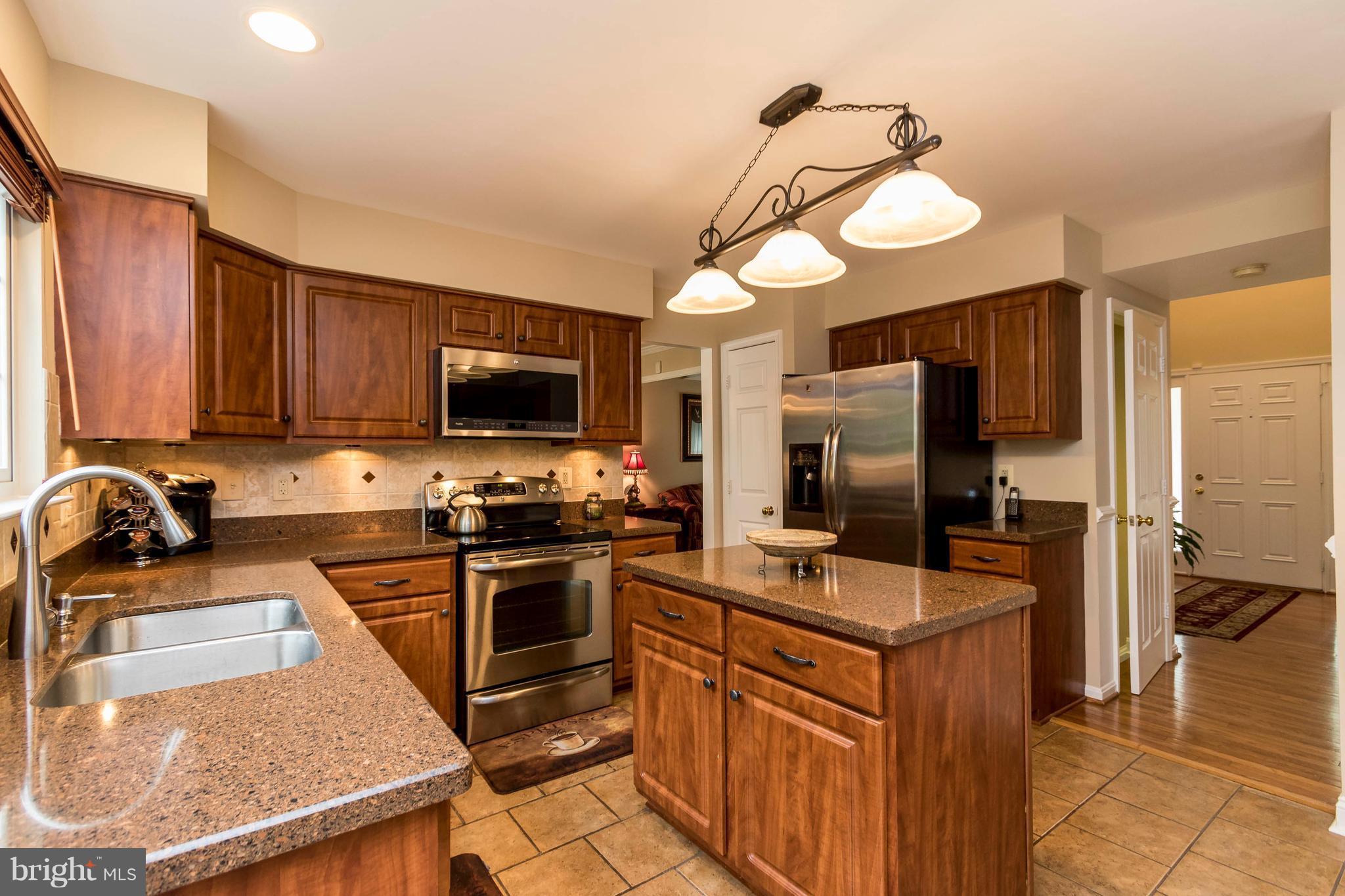 RIVER OAKS - Residential