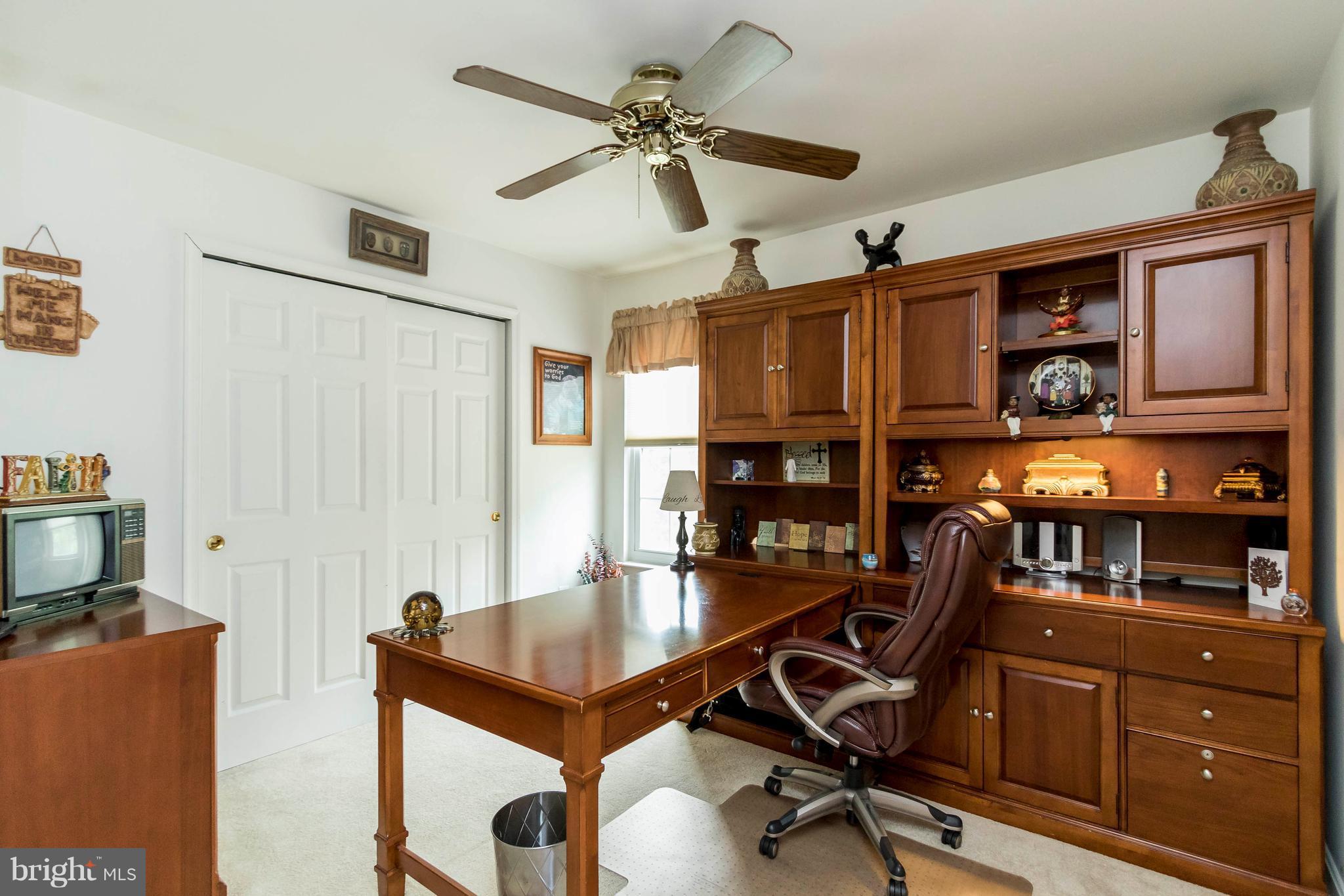 RIVER OAKS - Residential