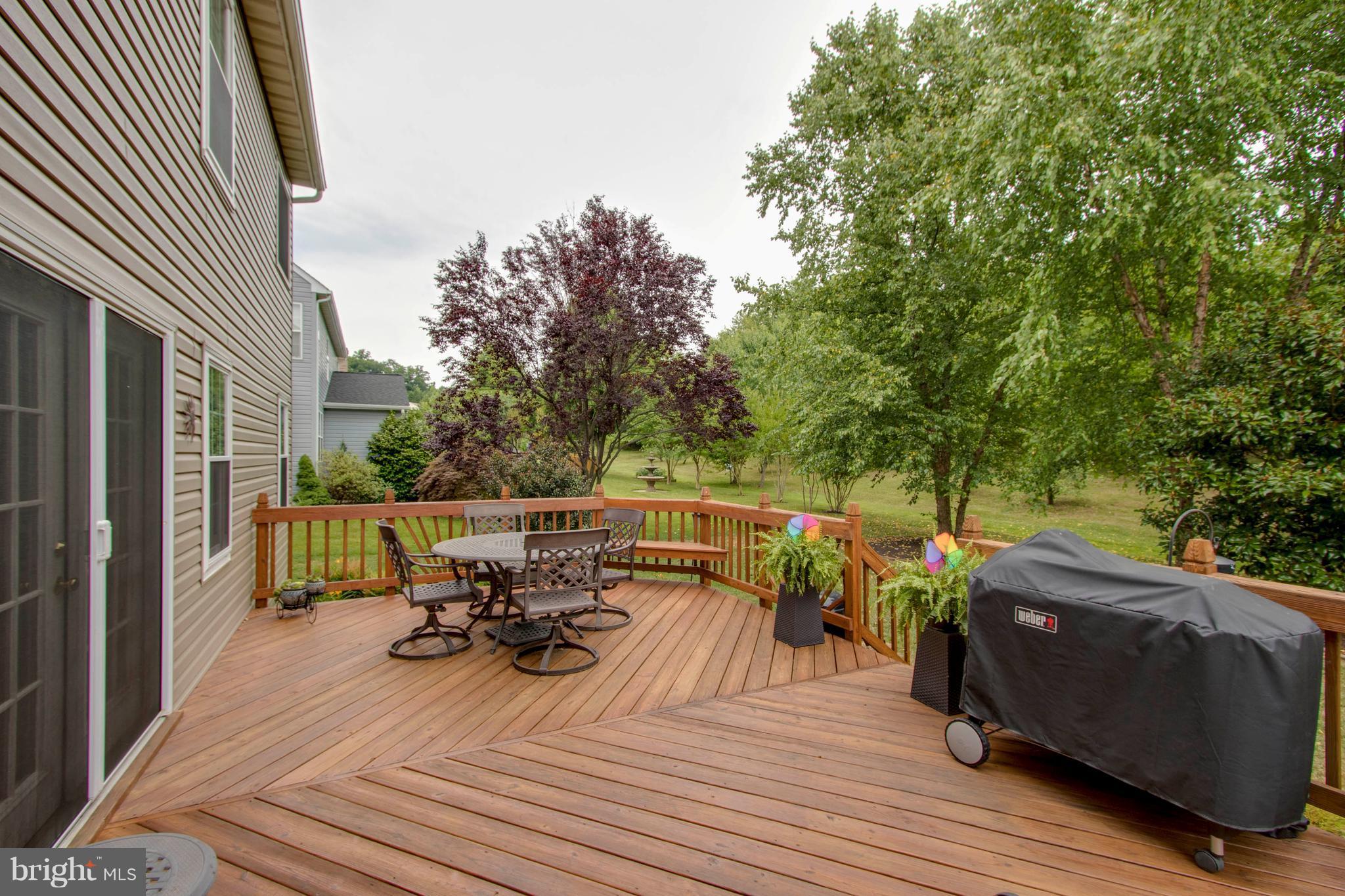 RIVER OAKS - Residential