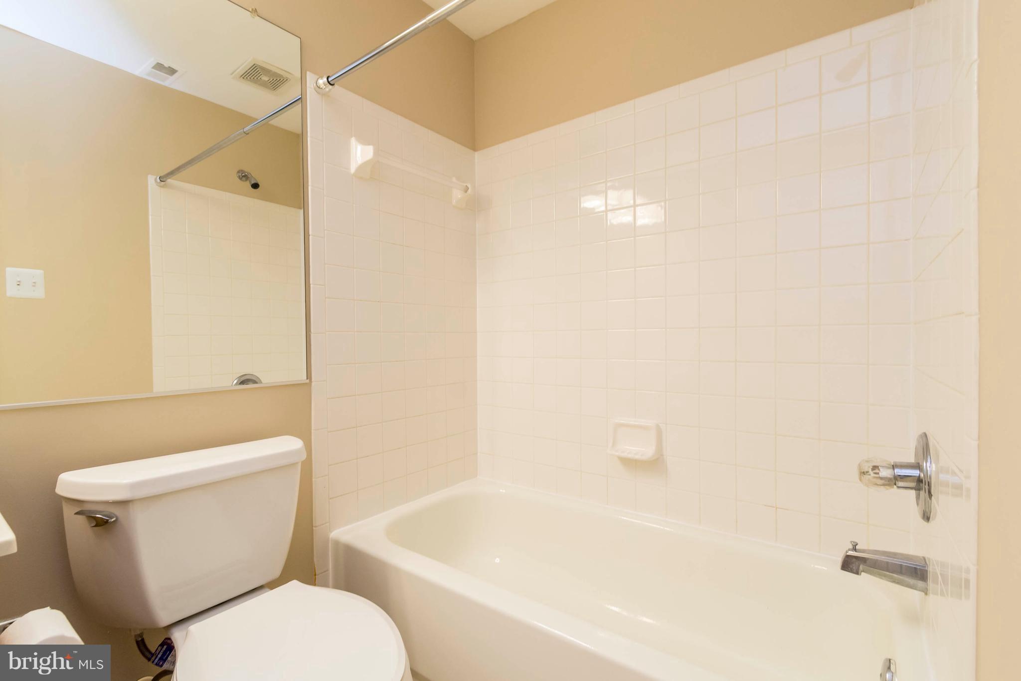 RIVER OAKS - Residential