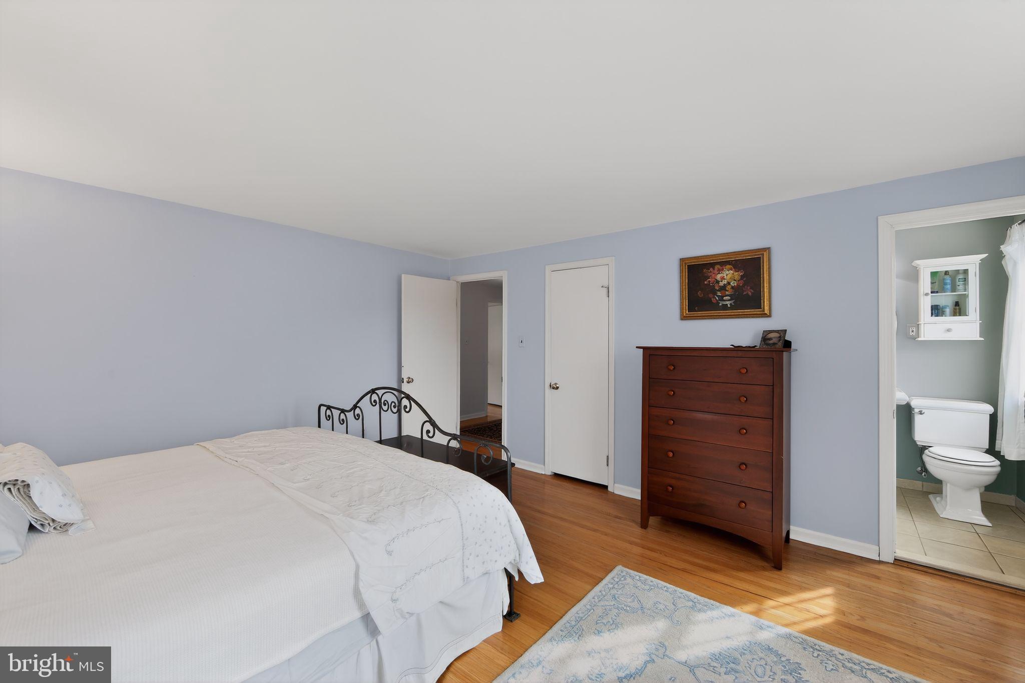 SPRING KNOLL - Residential