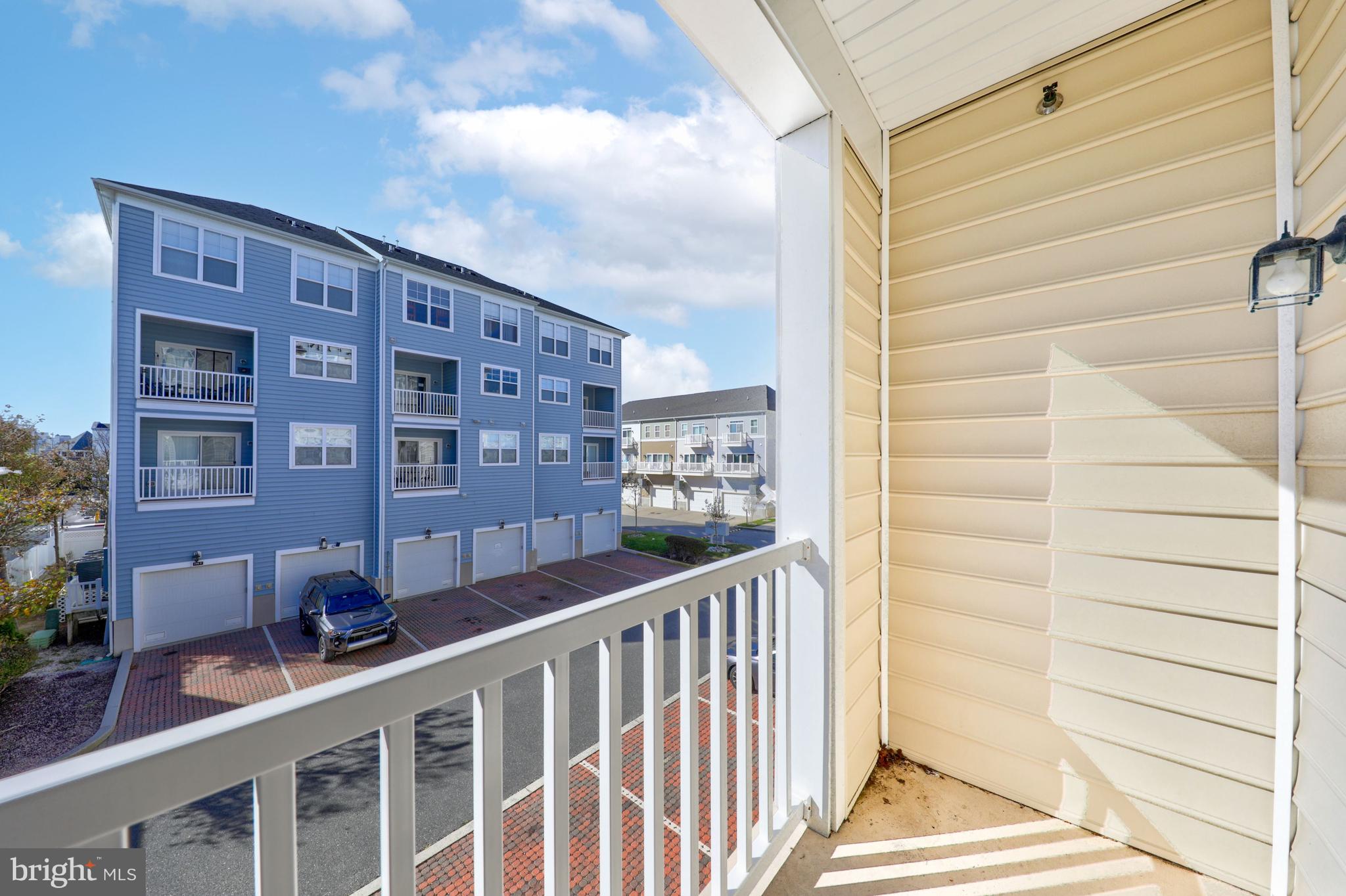 BROAD MARSH - Residential