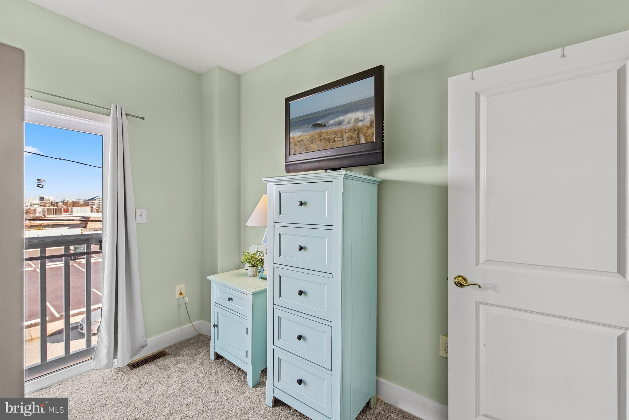 BROAD MARSH - Residential