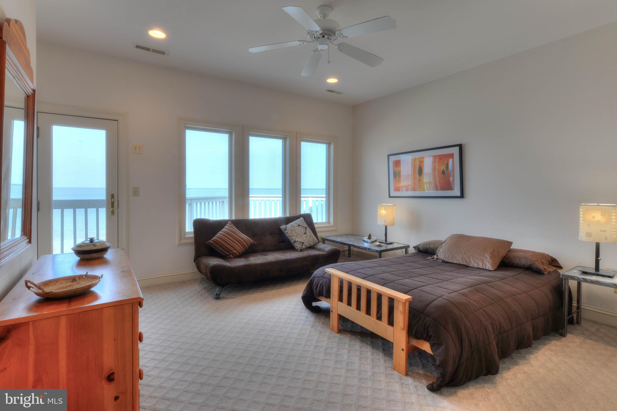 CAPE SHORES - Residential