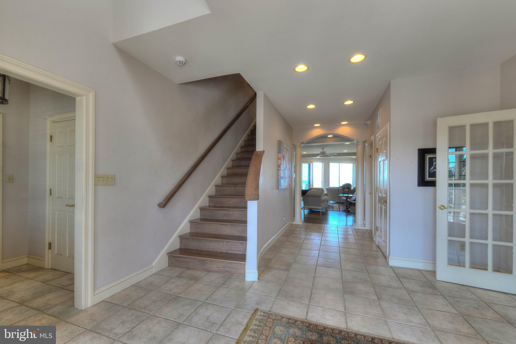 CAPE SHORES - Residential