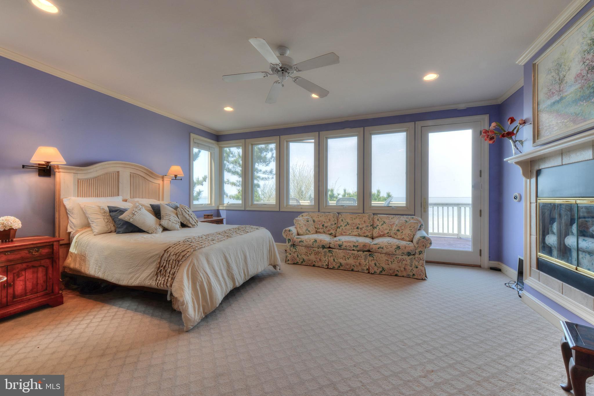 CAPE SHORES - Residential