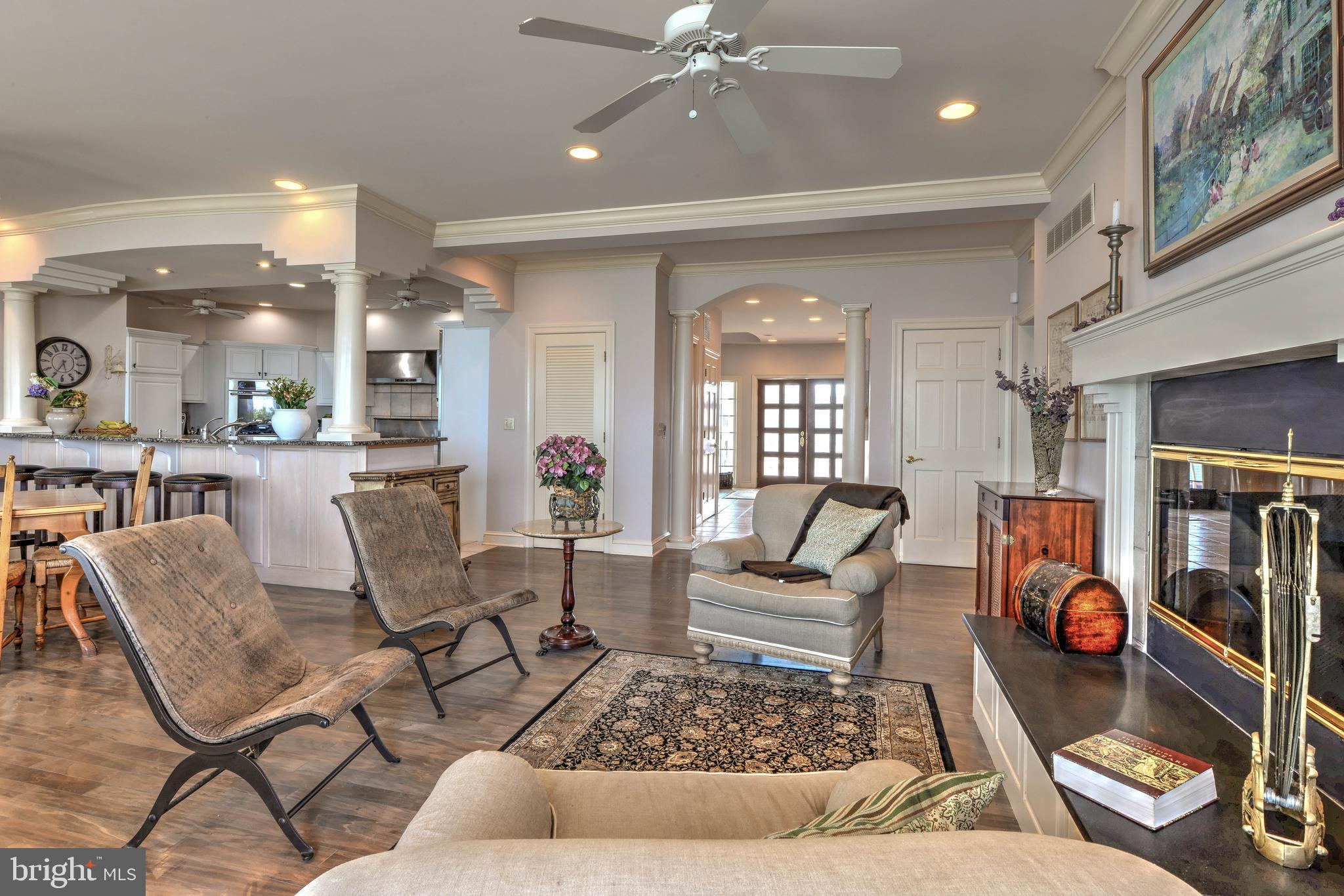 CAPE SHORES - Residential