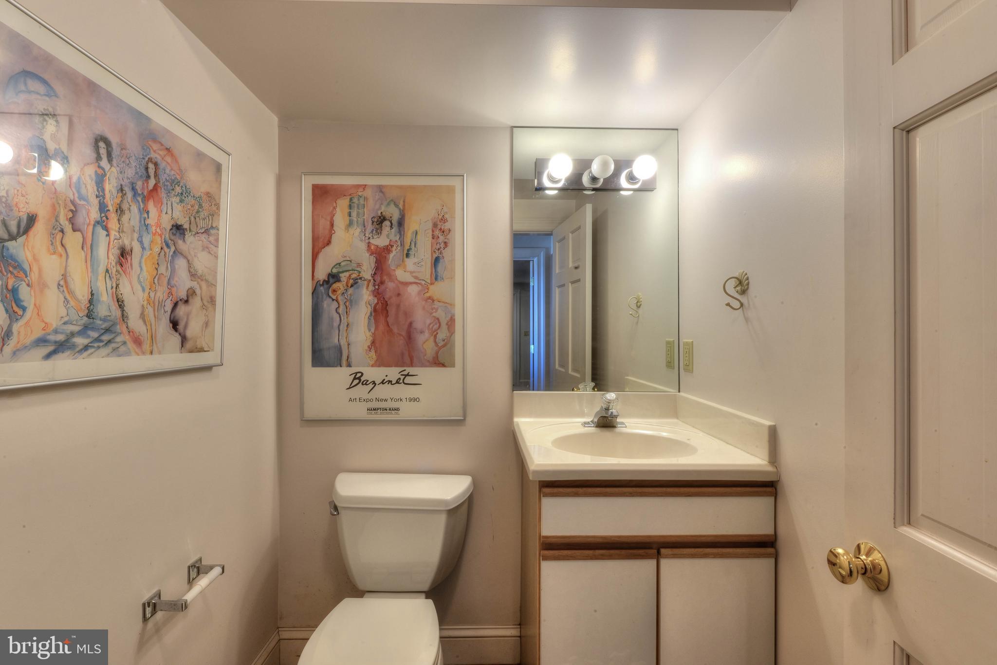 CAPE SHORES - Residential