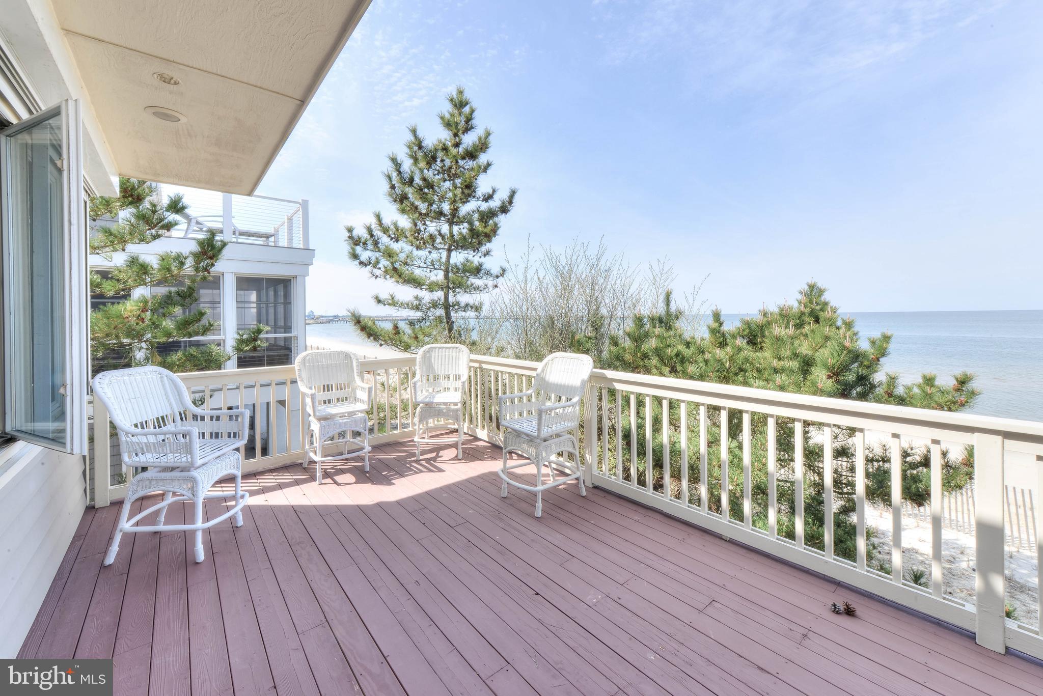 CAPE SHORES - Residential