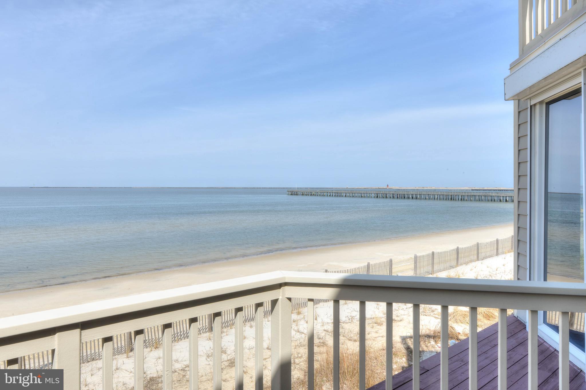 CAPE SHORES - Residential