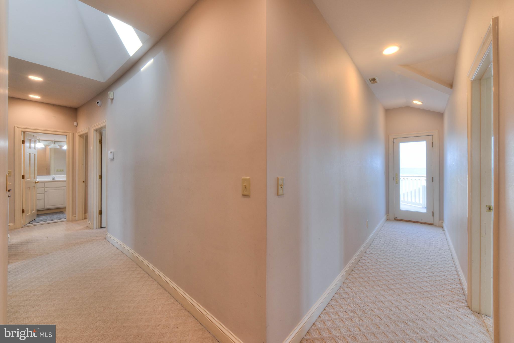 CAPE SHORES - Residential