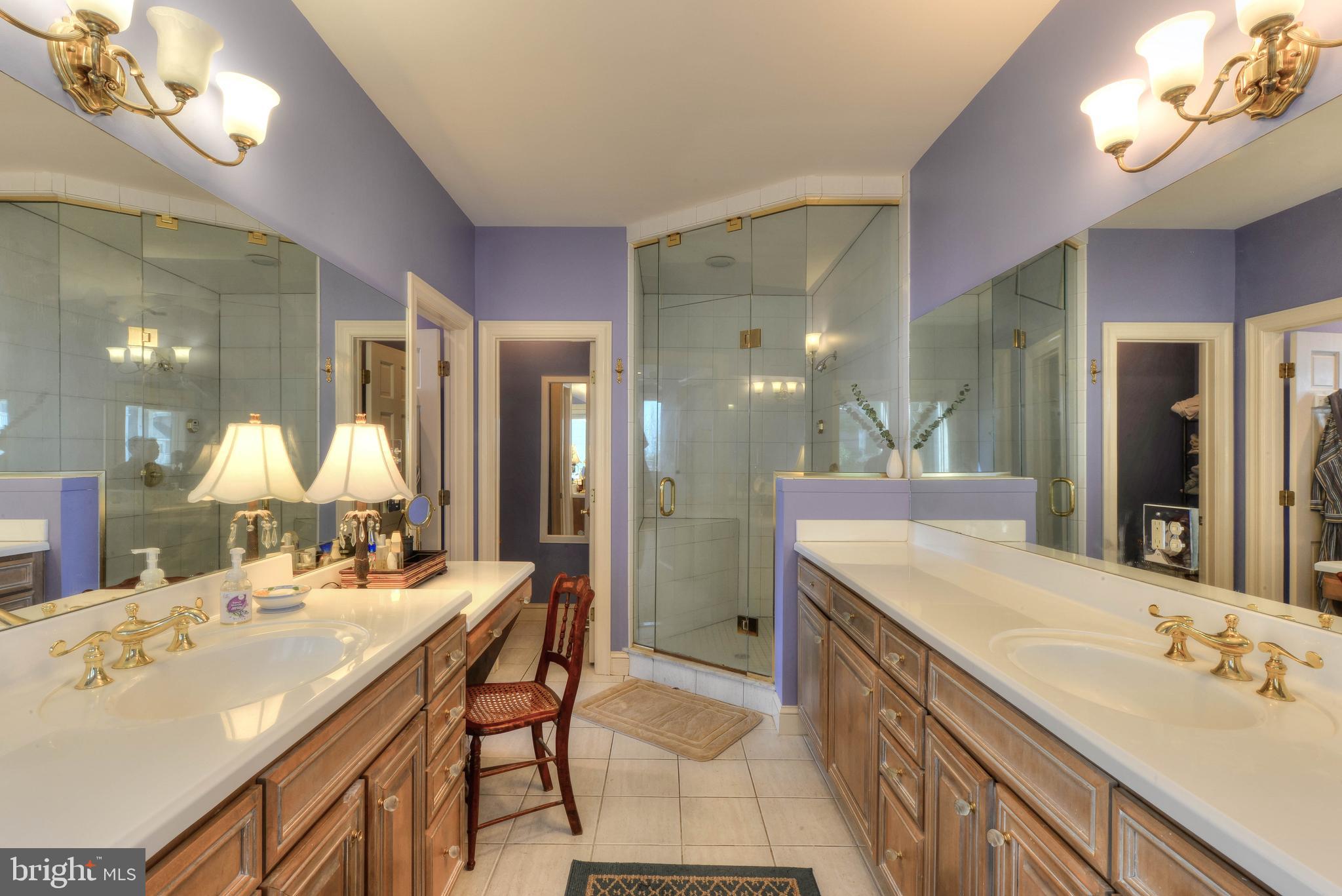 CAPE SHORES - Residential