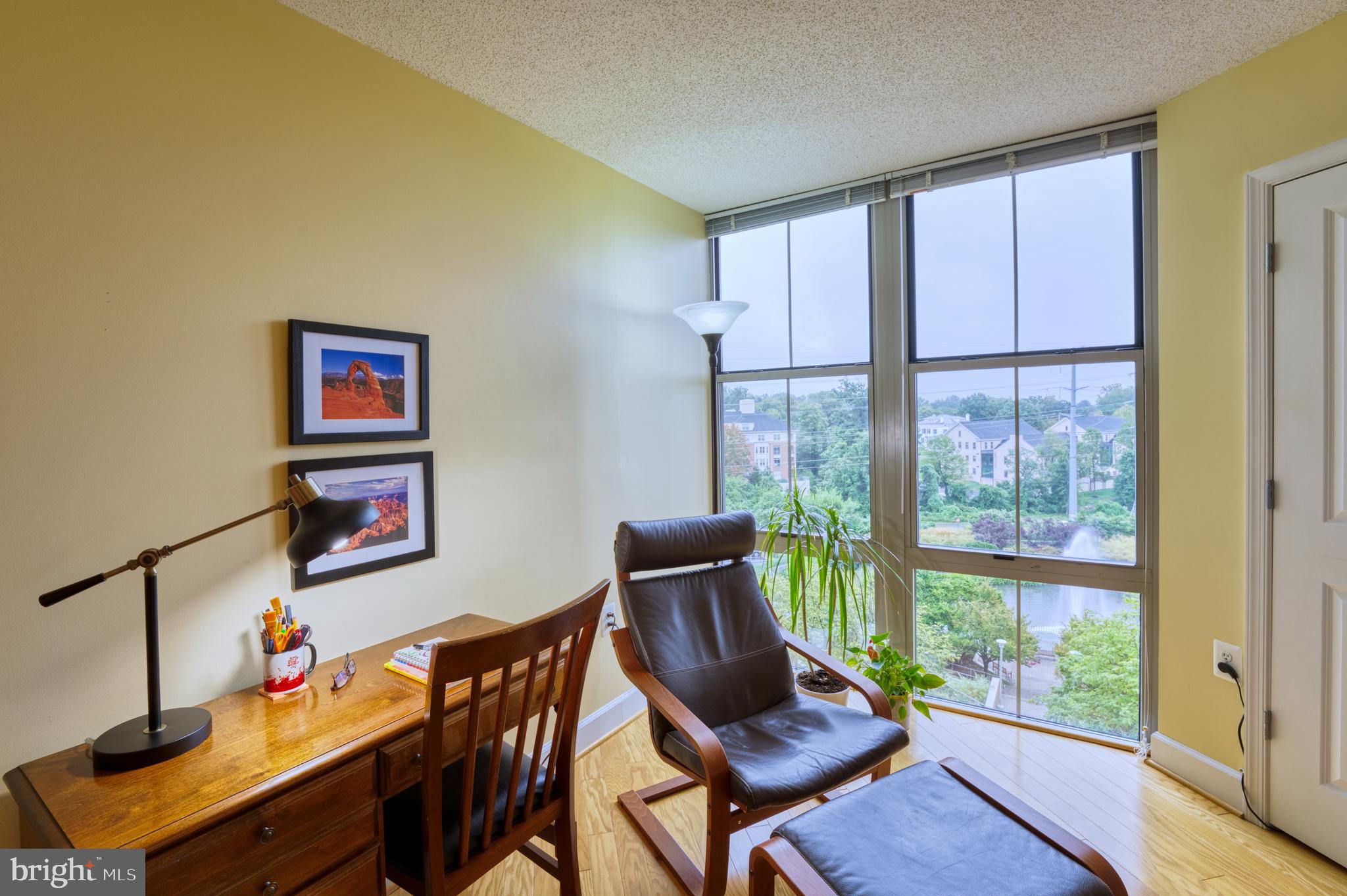 CARLTON HOUSE - Residential