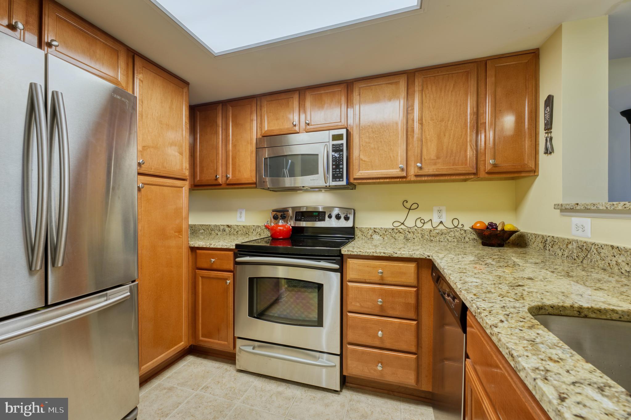 CARLTON HOUSE - Residential