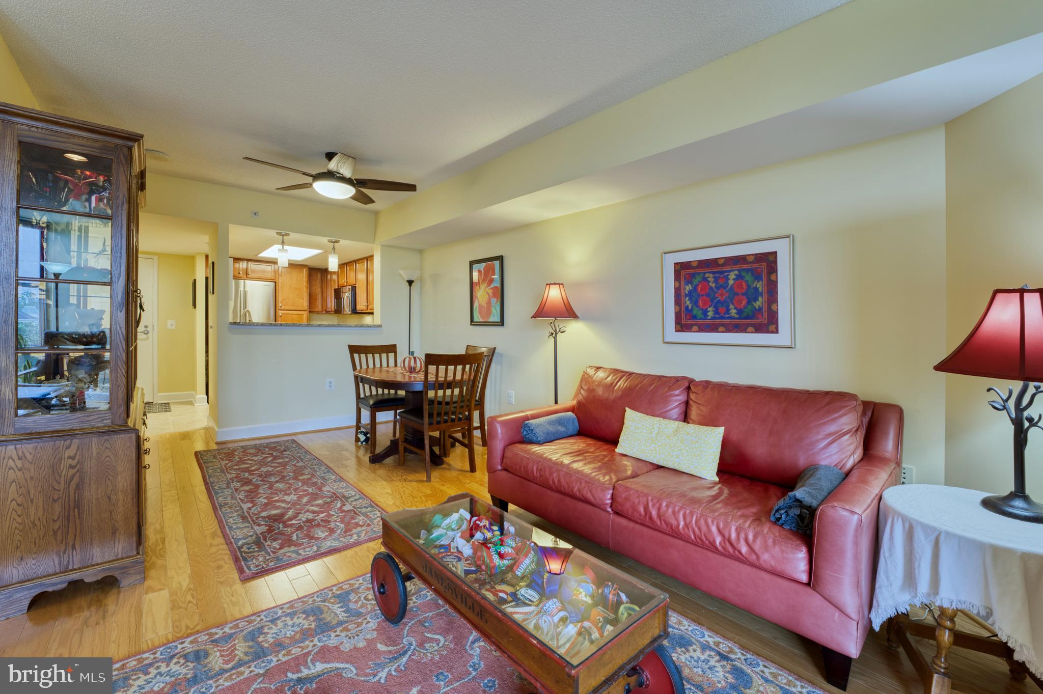 CARLTON HOUSE - Residential