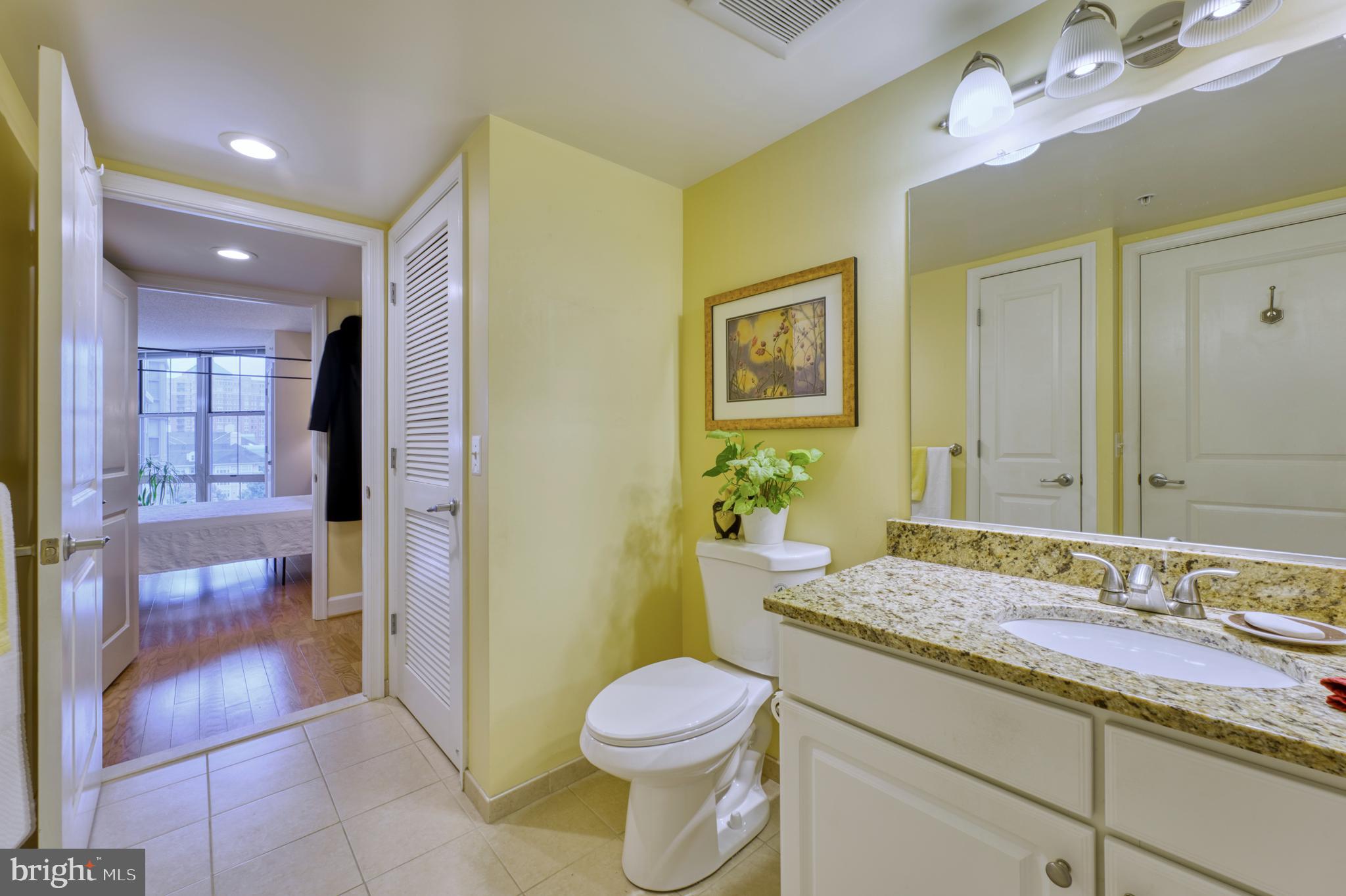 CARLTON HOUSE - Residential