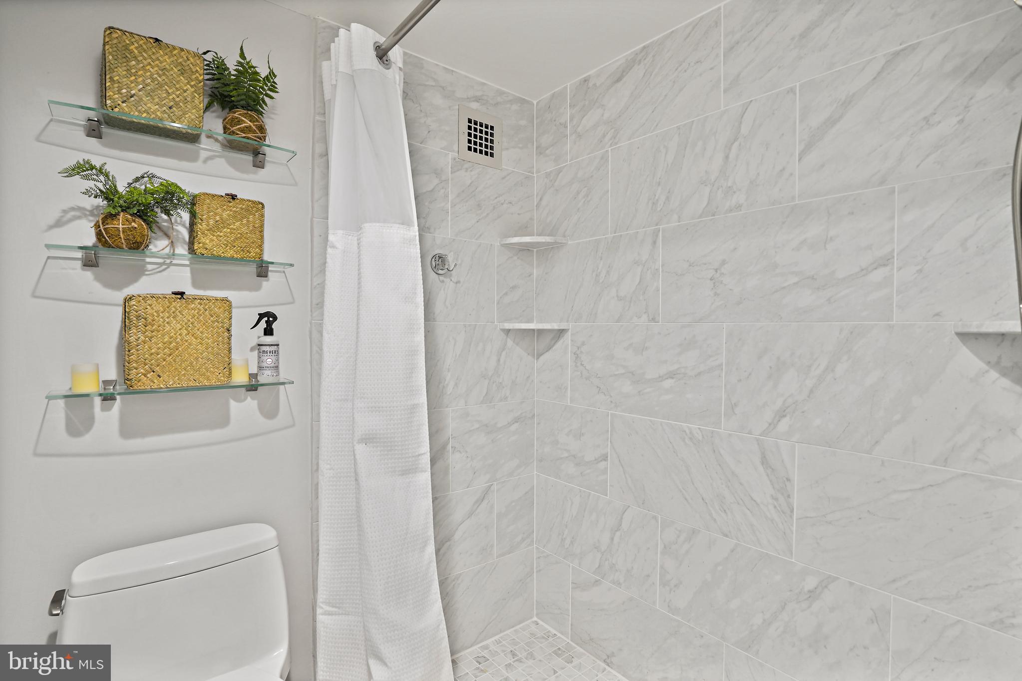 FRIENDSHIP HEIGHTS - Residential