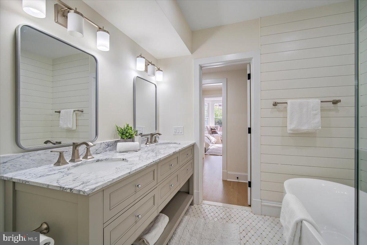 EDGEMOOR - Residential