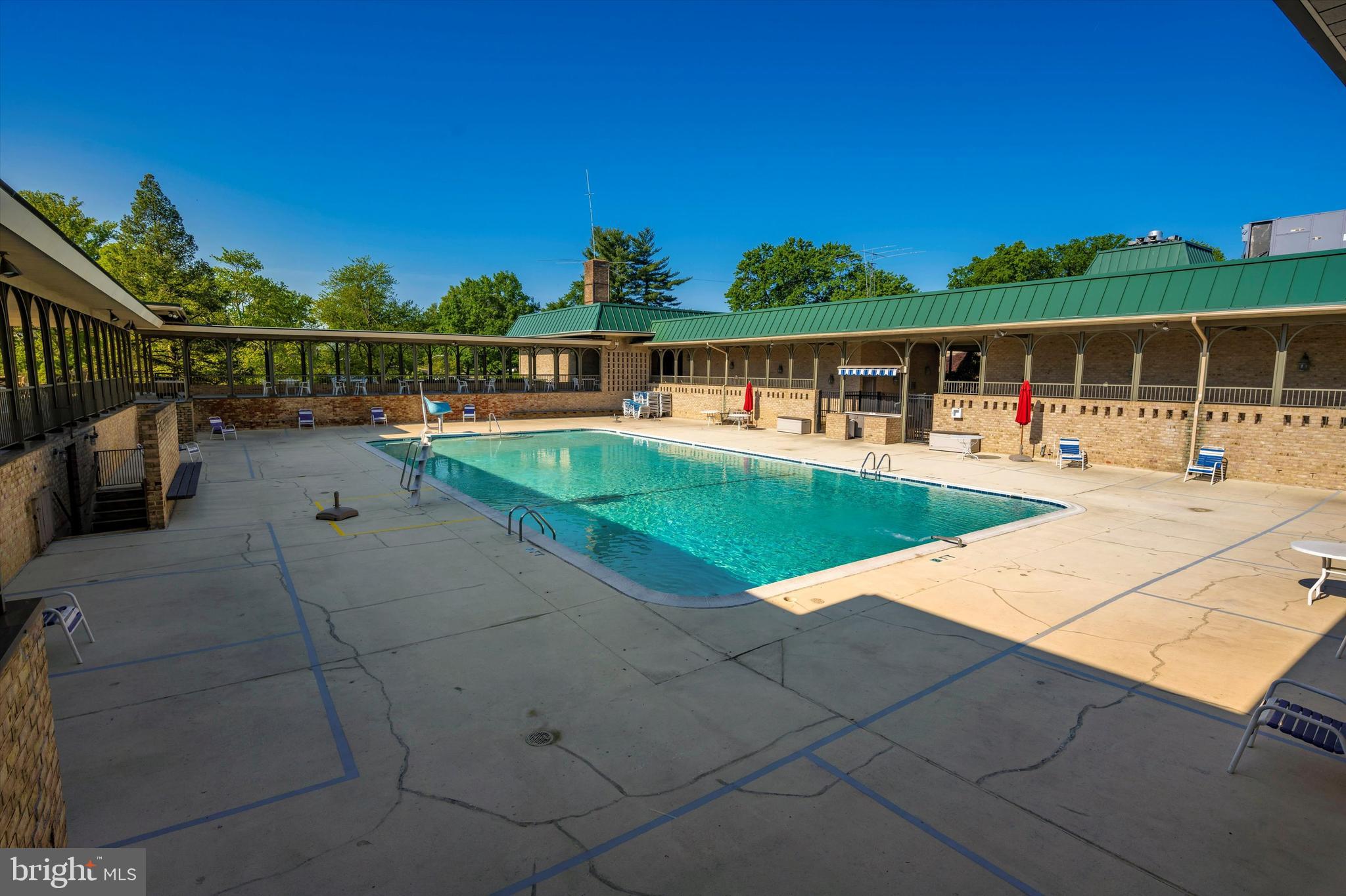 REGENCY AT LEISURE WORLD - Residential