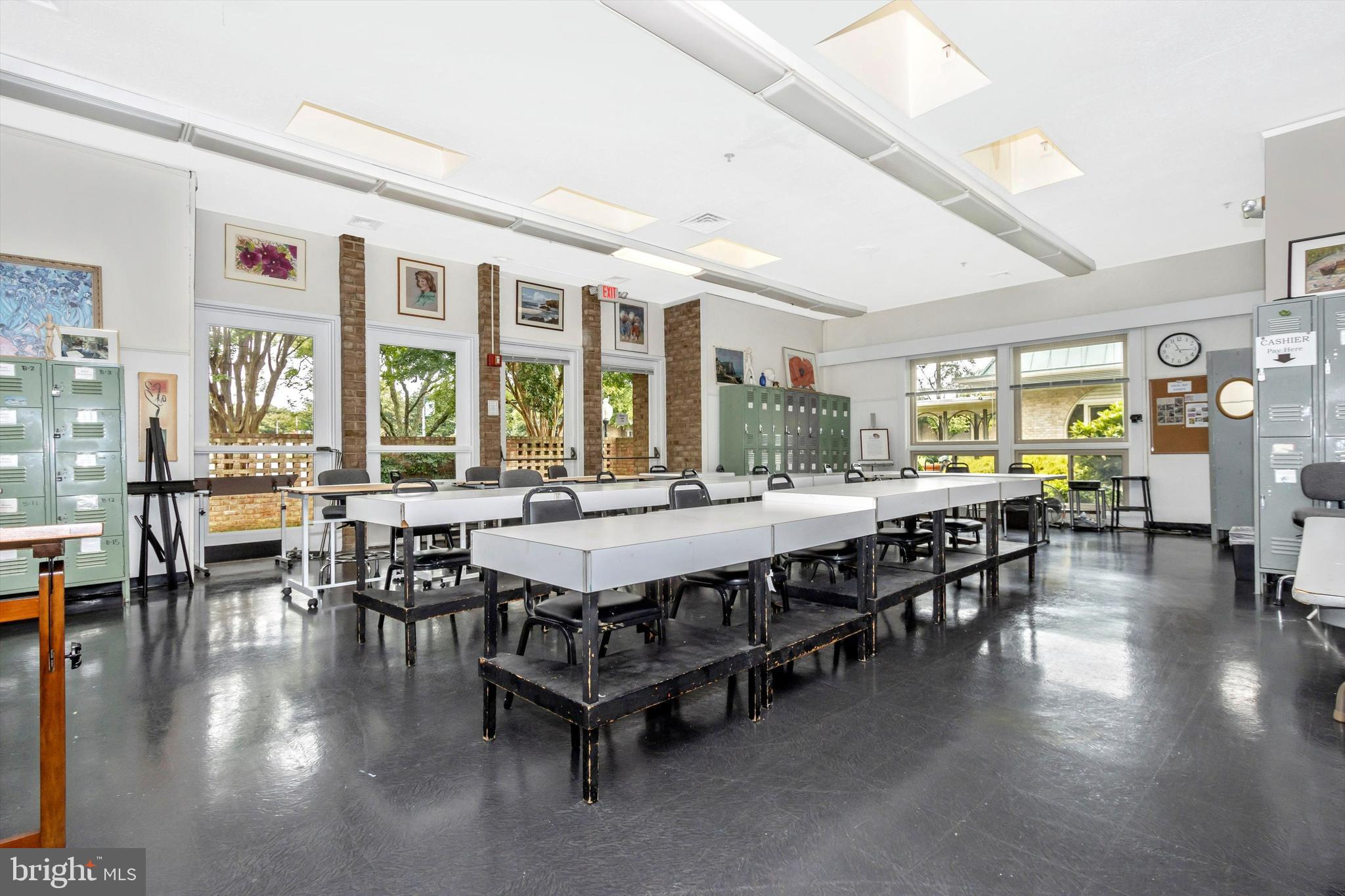 REGENCY AT LEISURE WORLD - Residential