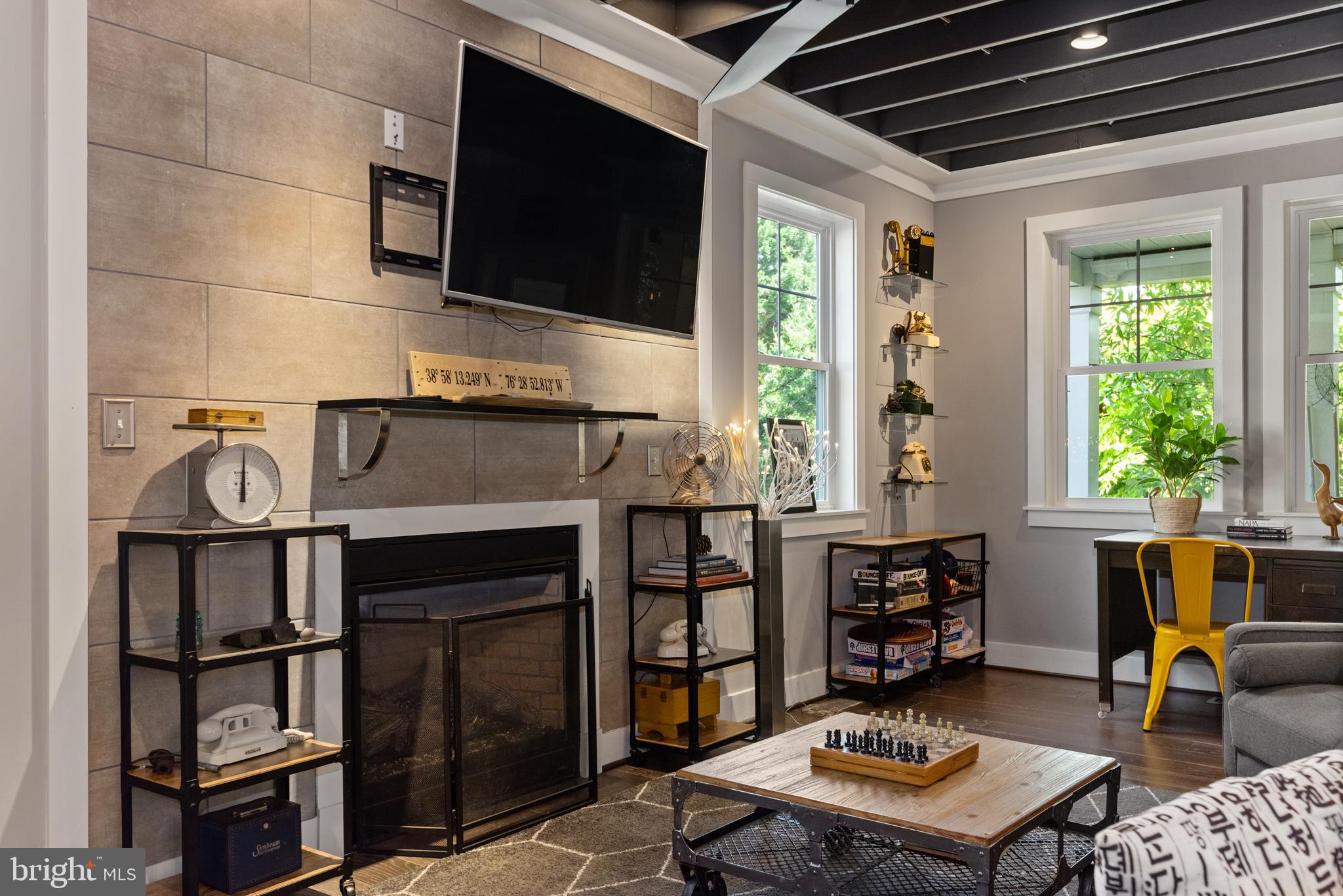 EASTPORT - Residential