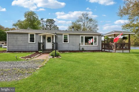Homes For Sale - 3858 Pine Street<br/> WILLIAMSTOWN, NJ 08094