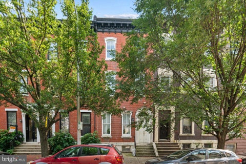 Townhouse For Rent - 1832 Green Street #2R<br/> PHILADELPHIA, PA 19130