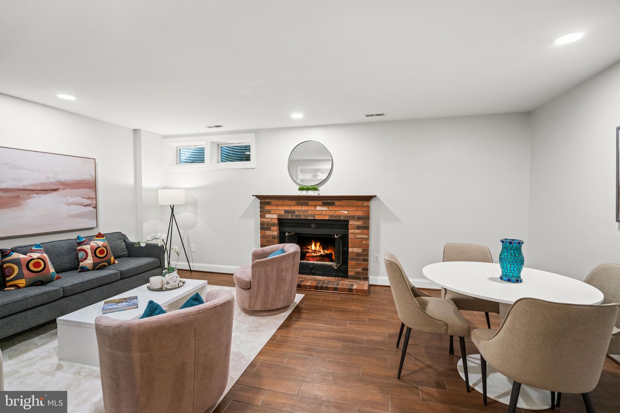 BELLS MILL SPRINGS - Residential