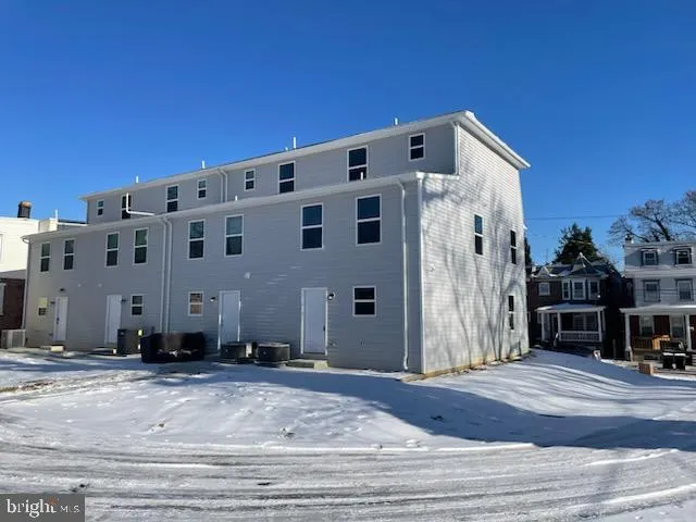 Wilmington, Delaware 19802, United States, 3 Bedrooms Bedrooms, ,3 BathroomsBathrooms,Residential,Pending,58191