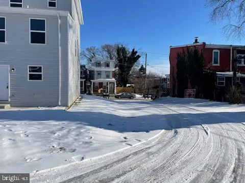 Wilmington, Delaware 19802, United States, 3 Bedrooms Bedrooms, ,3 BathroomsBathrooms,Residential,Pending,58191