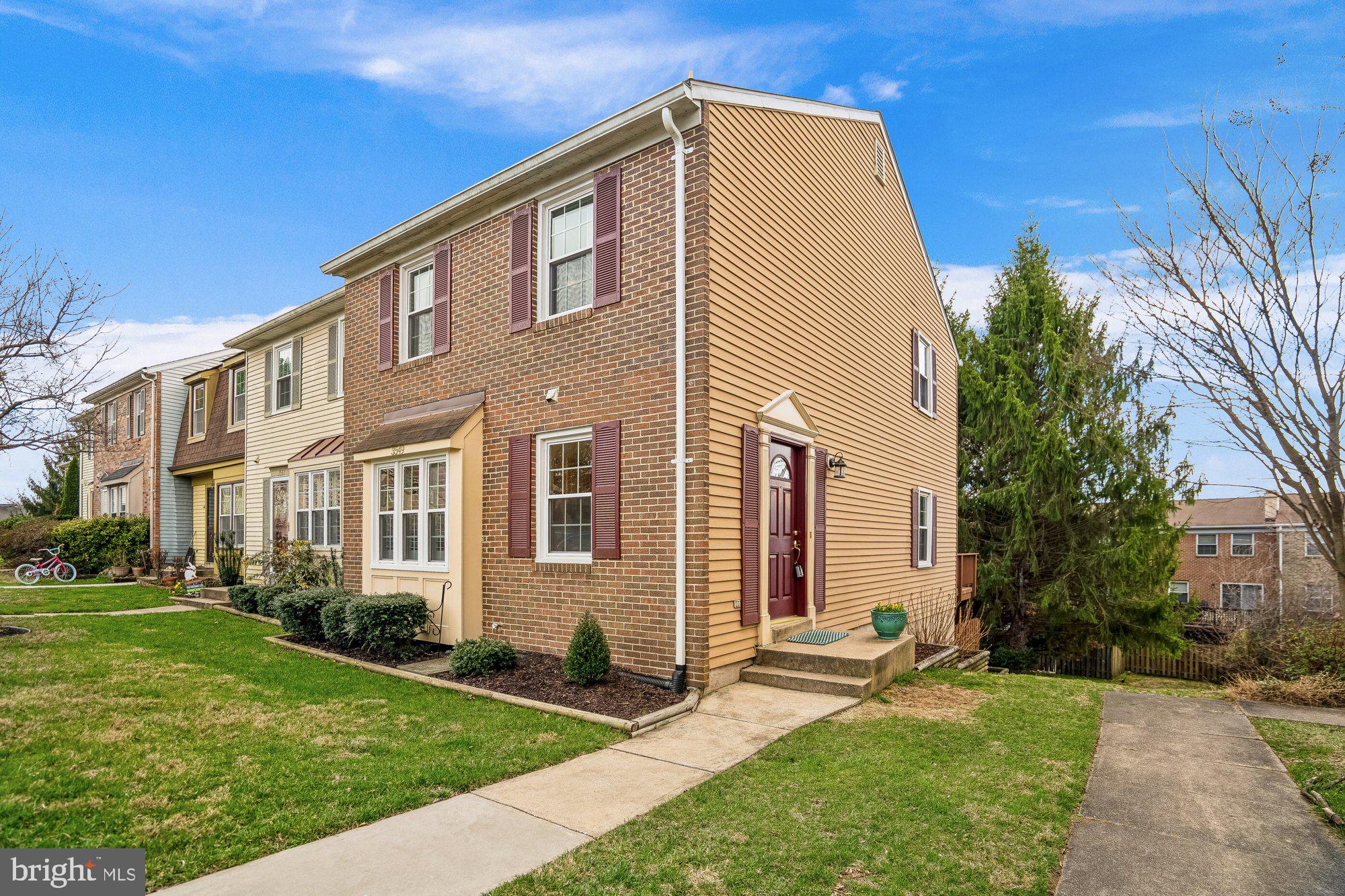 GOVERNORS LANDING - Residential