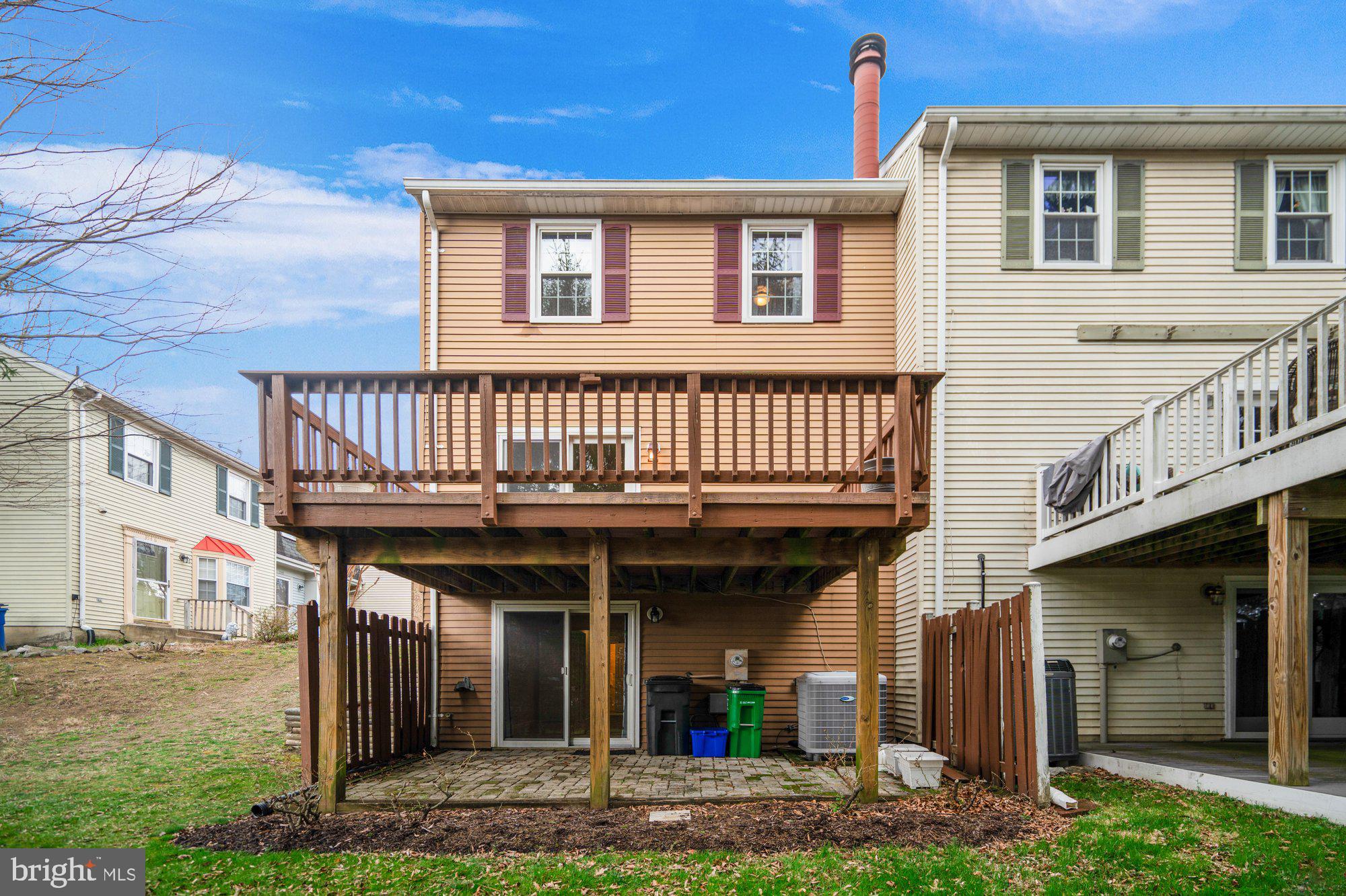 GOVERNORS LANDING - Residential