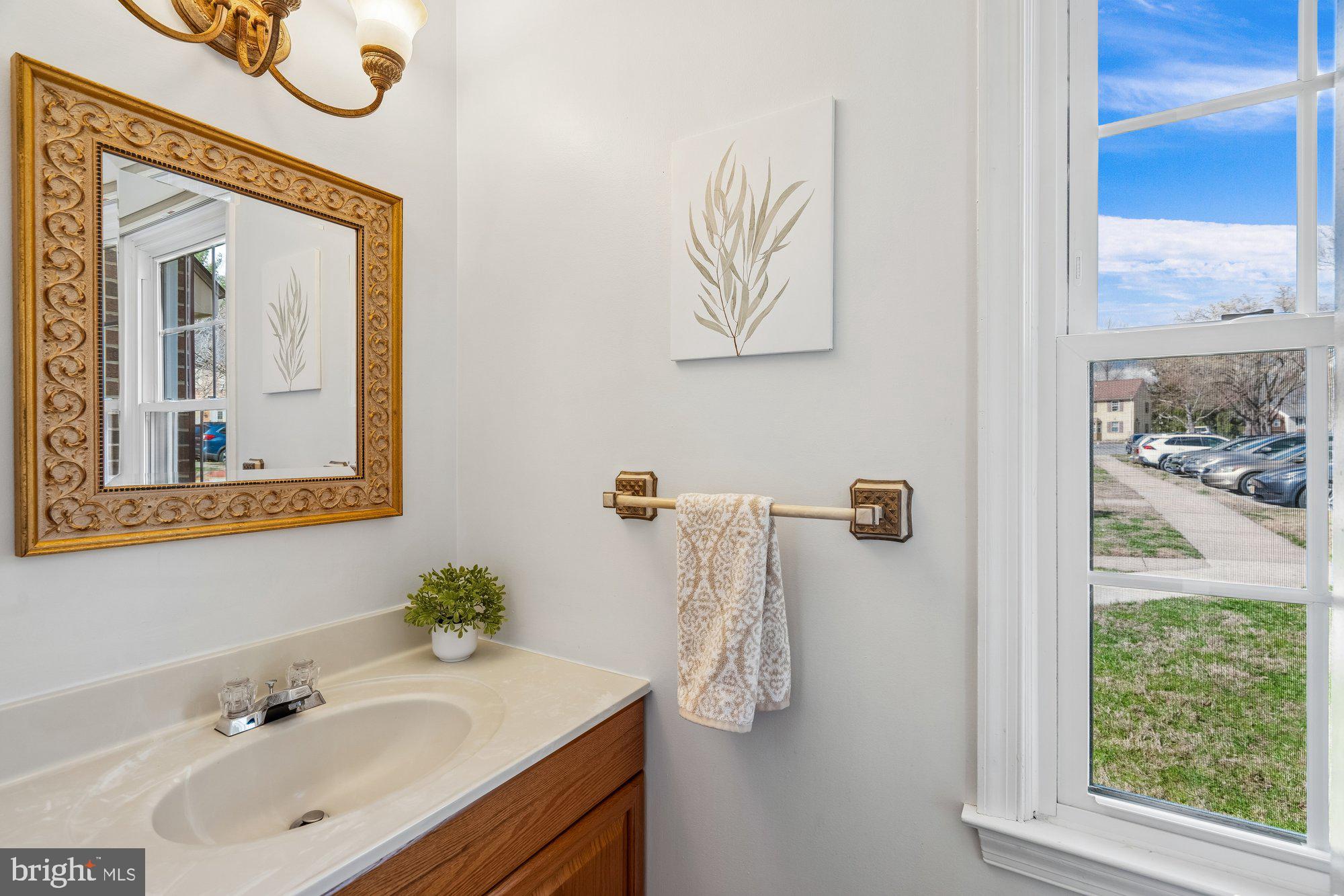 GOVERNORS LANDING - Residential