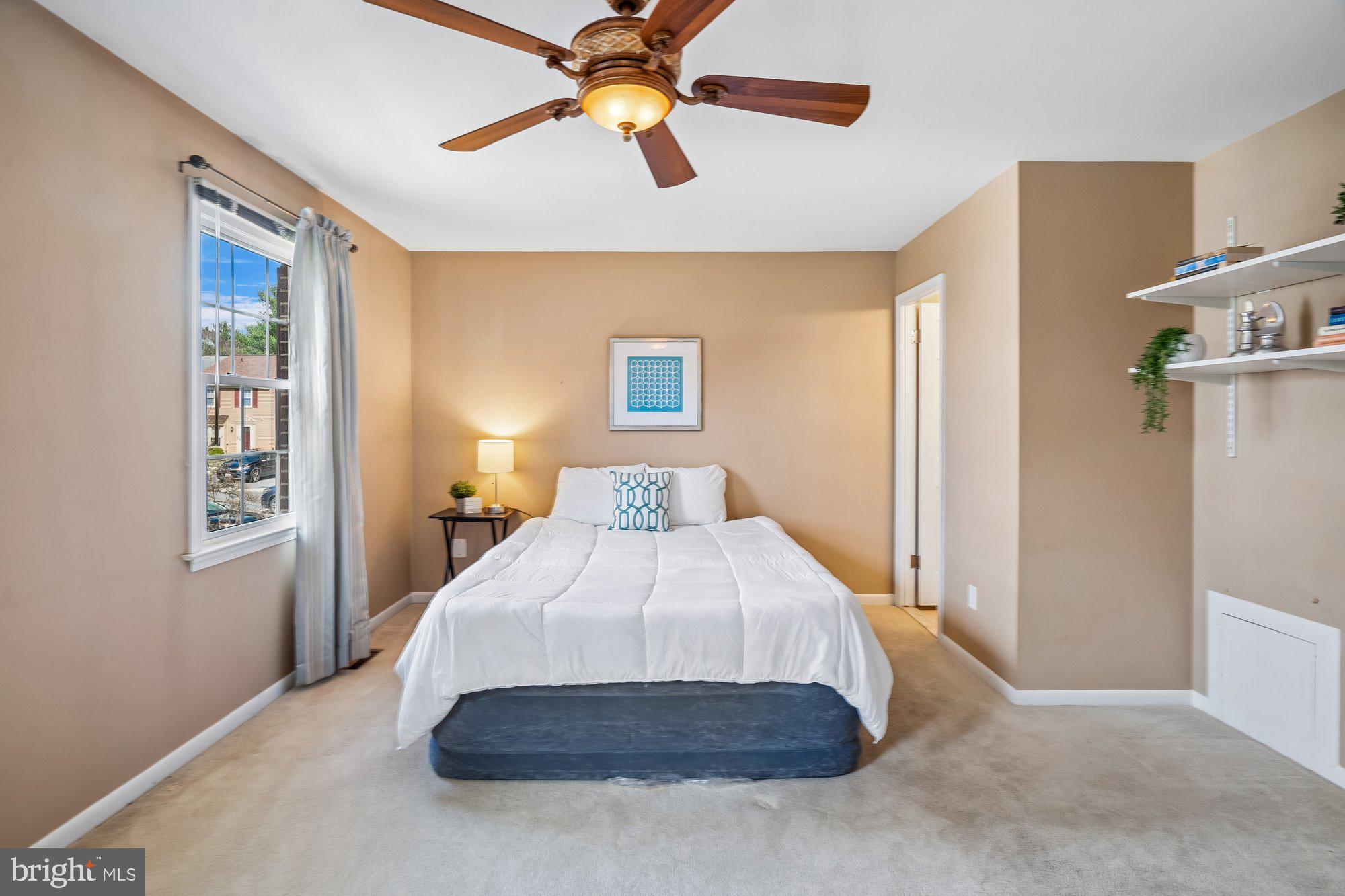 GOVERNORS LANDING - Residential