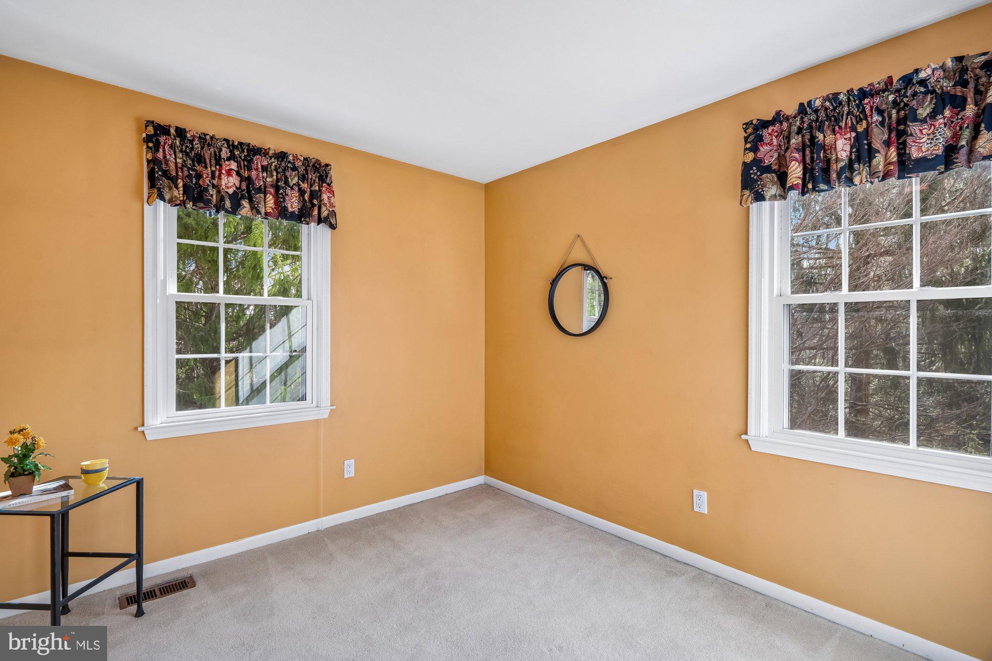 GOVERNORS LANDING - Residential