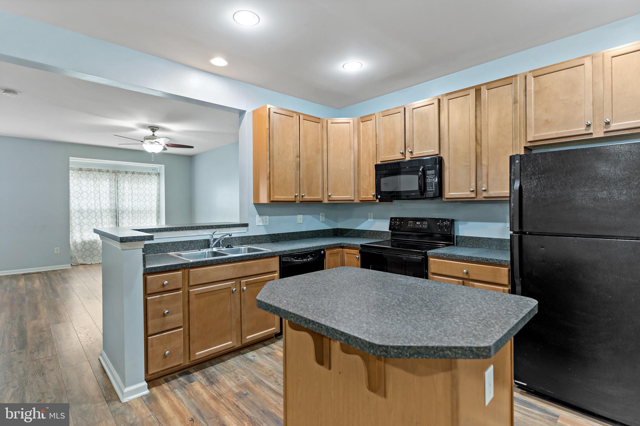 BROOKFIELD ON THE POTOMAC - Residential Lease