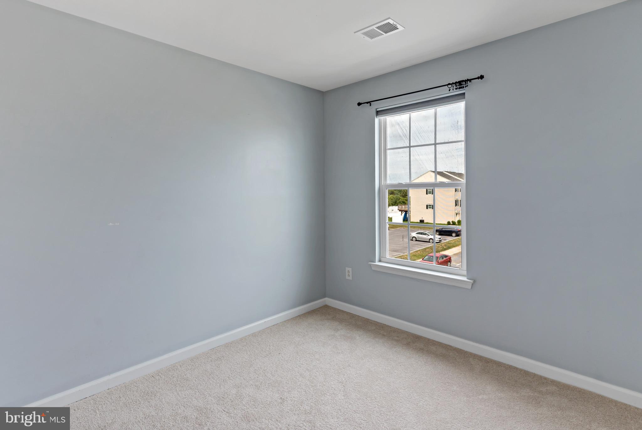 BROOKFIELD ON THE POTOMAC - Residential Lease